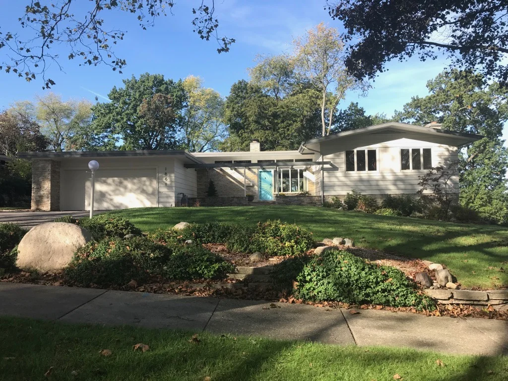 HOUSE FROM STREET