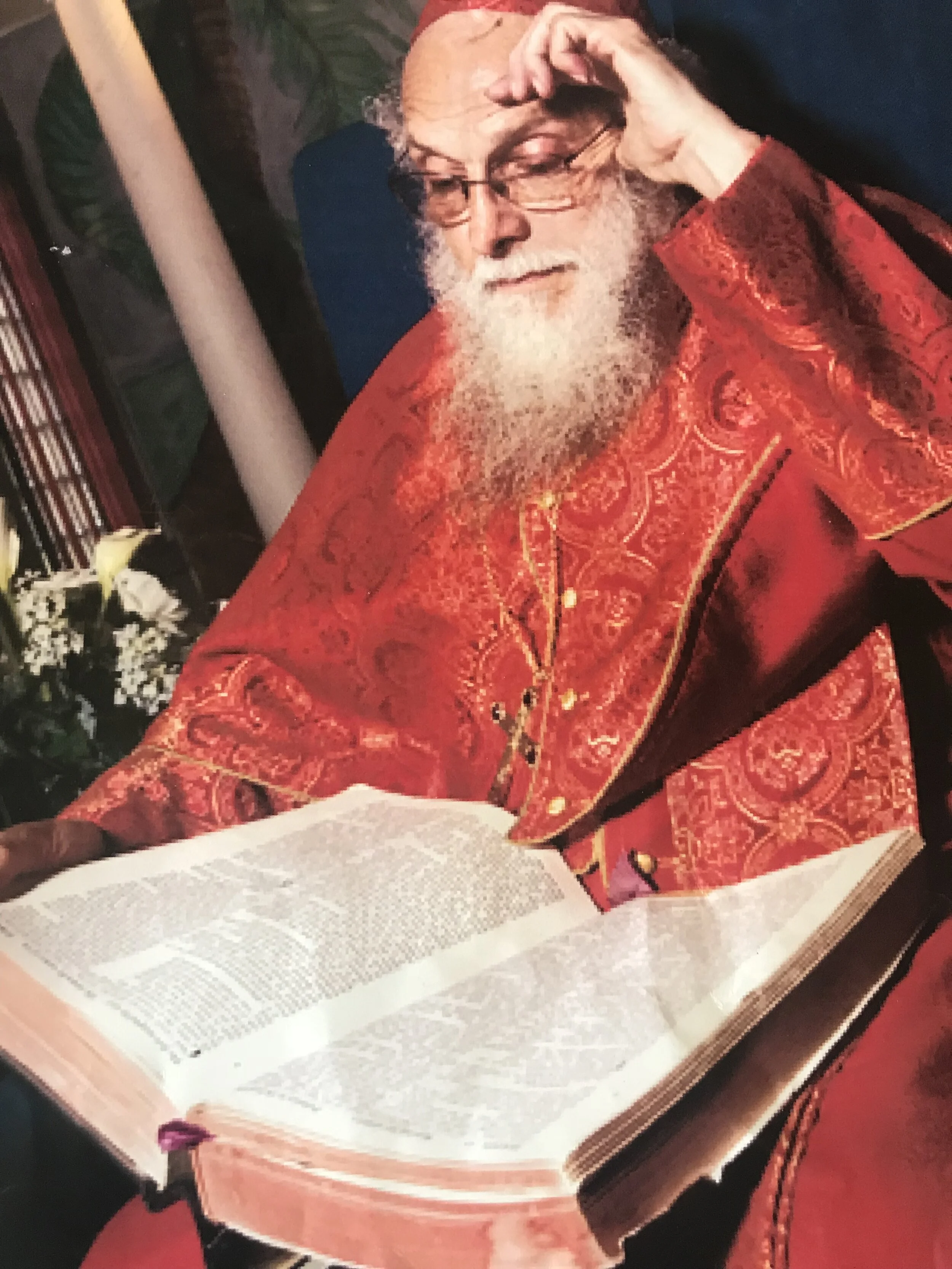 BISHOP BIBLE PHOTO.jpeg