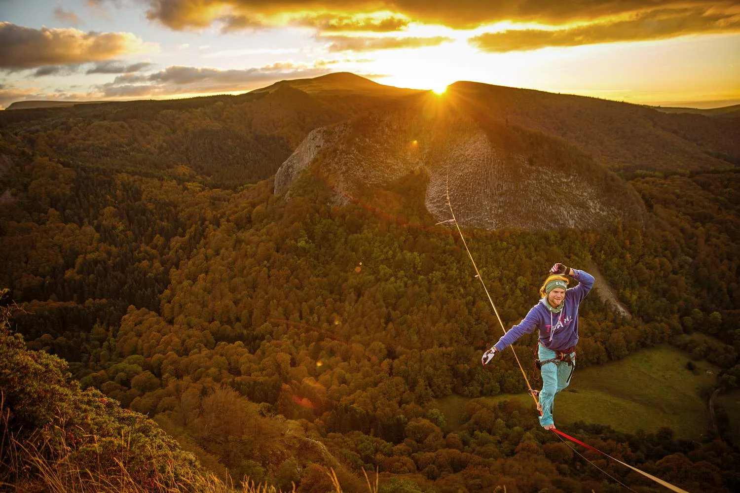 Nylon Slackline record in France 7.jpg