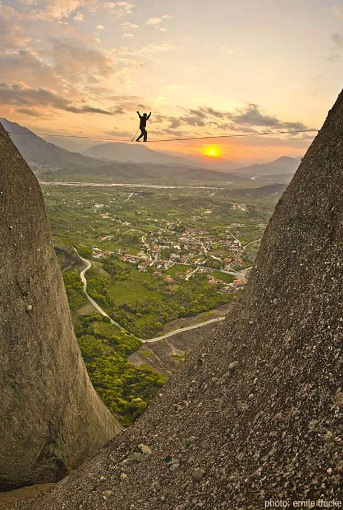 Highline „Heavensgate“ 30m lang und 200m hoch