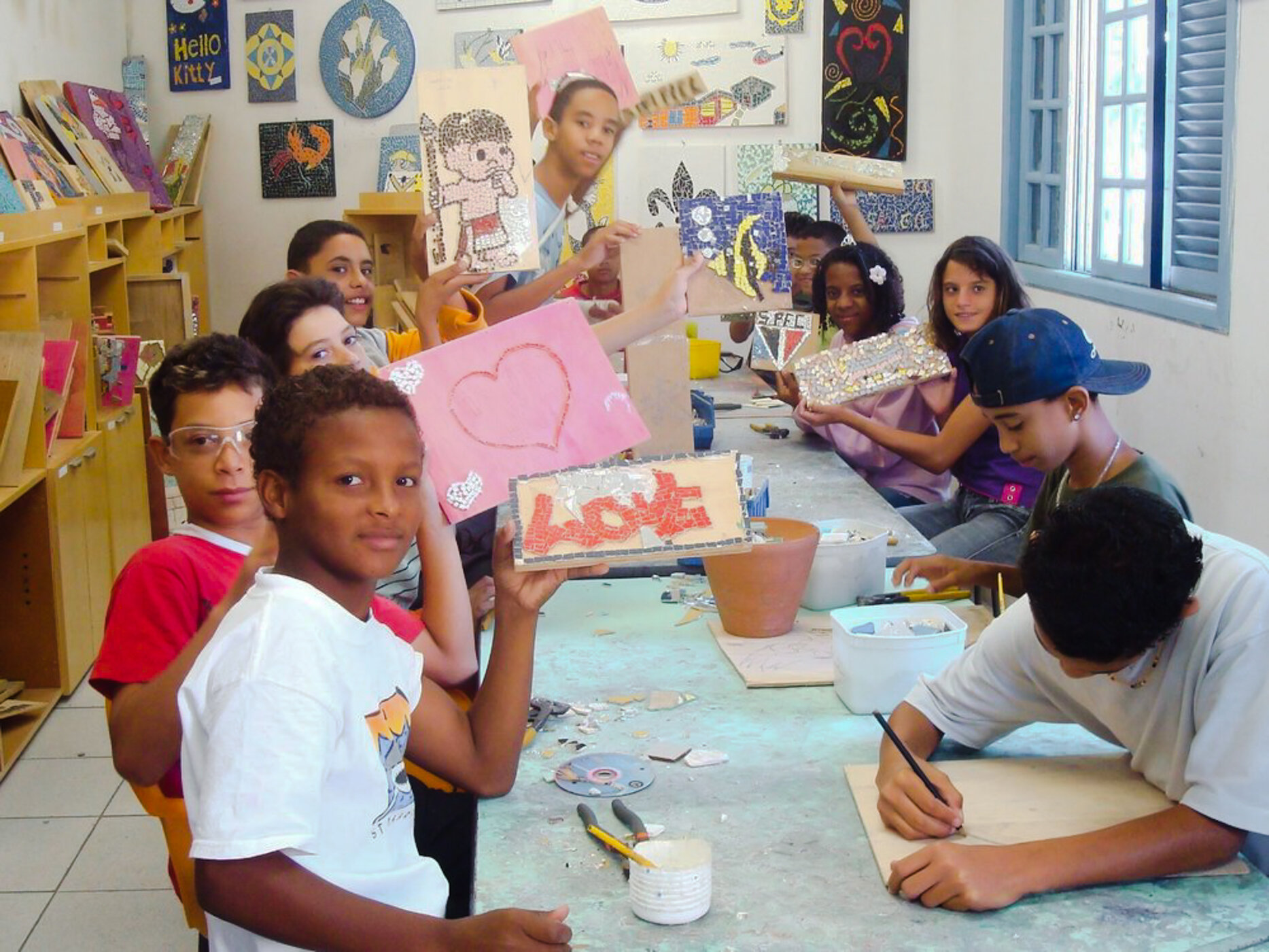 Au Pair Karina Brings Brazil to the Elementary School Classroom