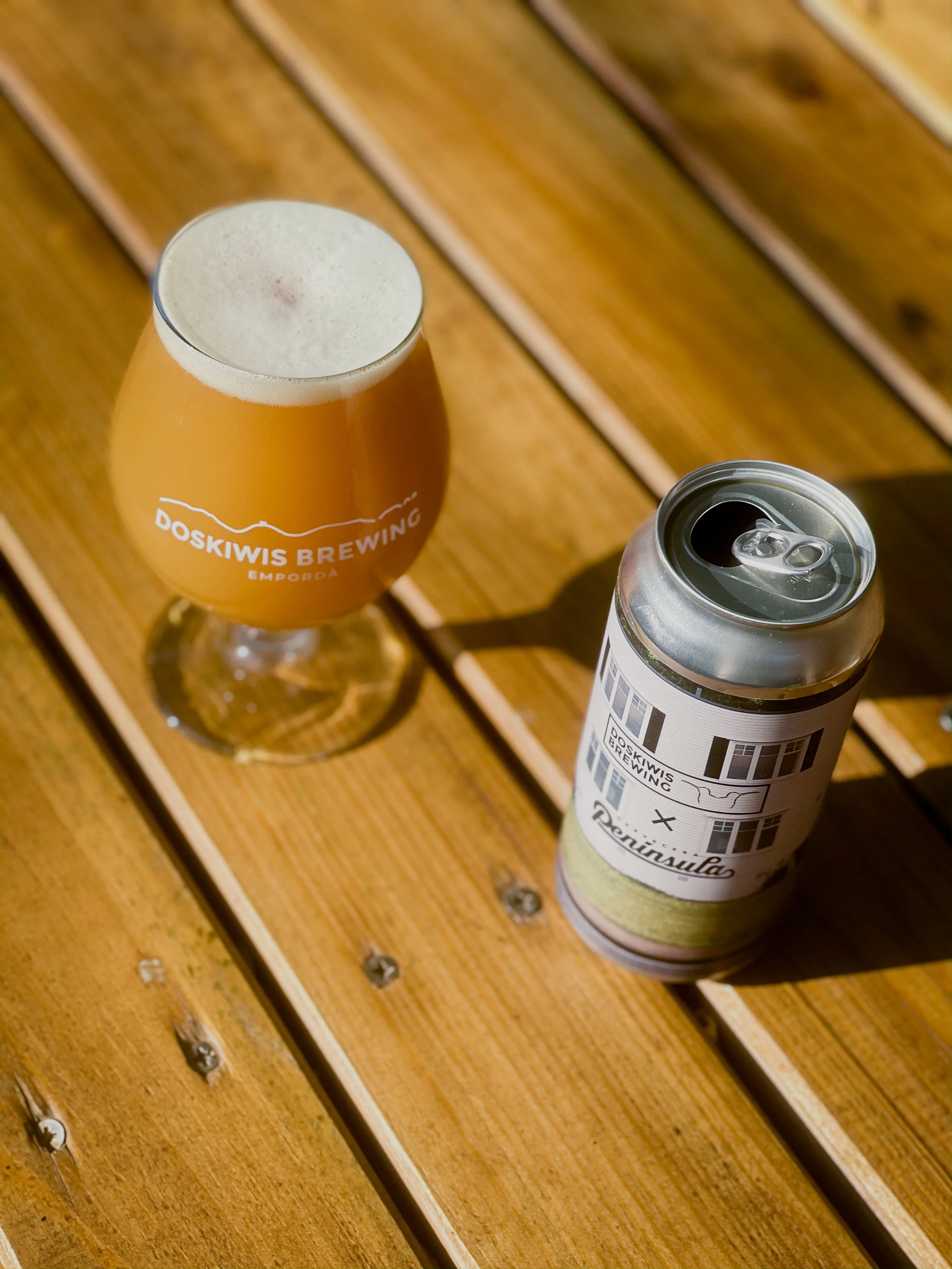Either Or (Hazy DIPA) - DOSKIWIS x Cervecera Península collab — DOSKIWIS BREWING - Cervesera Artesana Empordà 