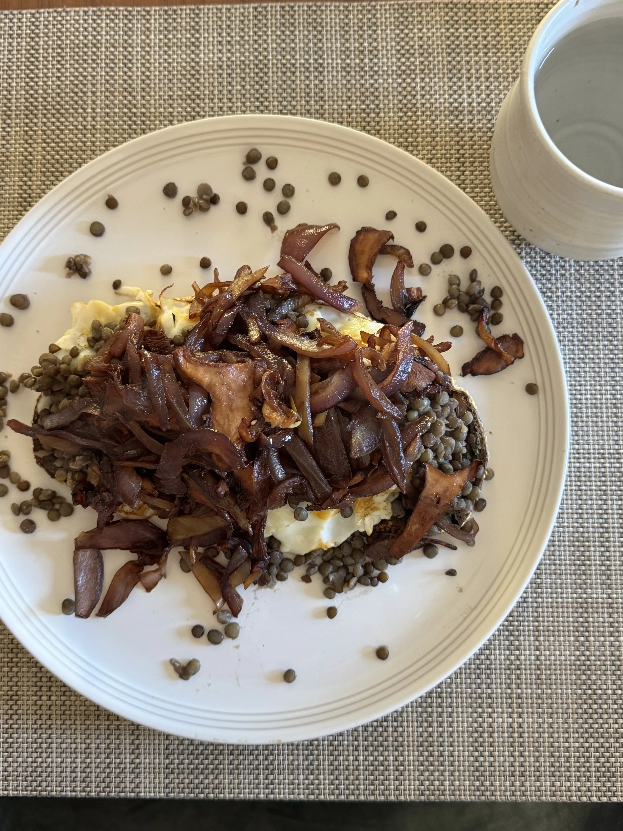 Sourdough Mushroom &amp; Lentil Toast: A Love Letter to Your Cells and a Party in da mouth!