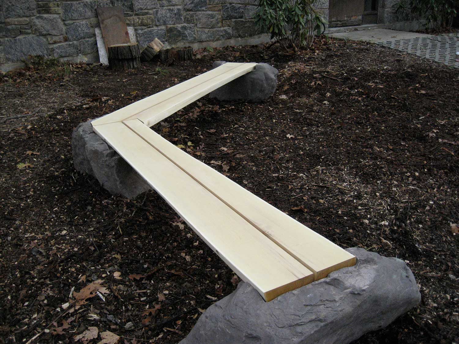 ECFS-black-locust-bench5.jpg