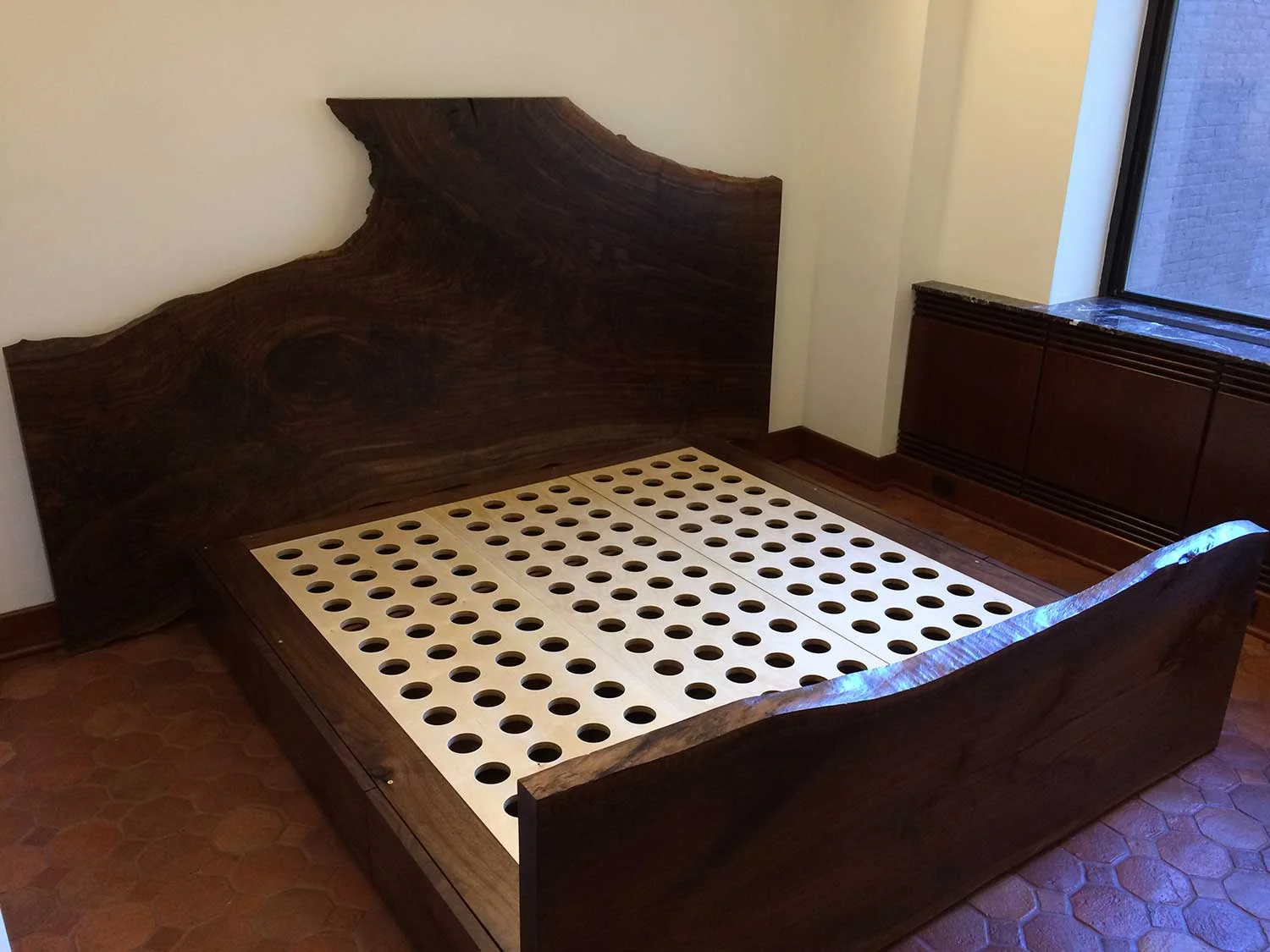 wickham-king-size-claro-bed3.jpg