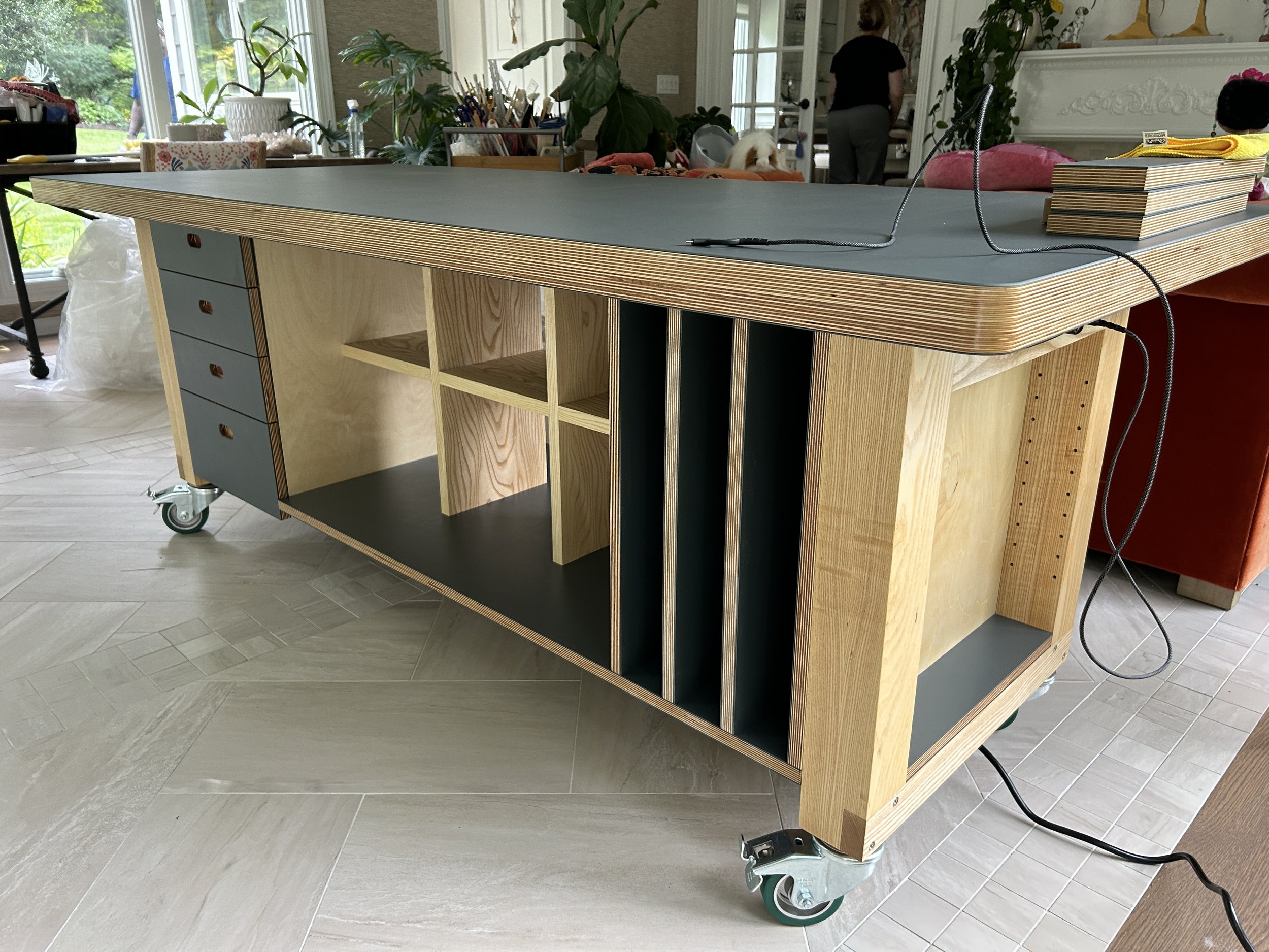 Schramm worktable - 6.JPG