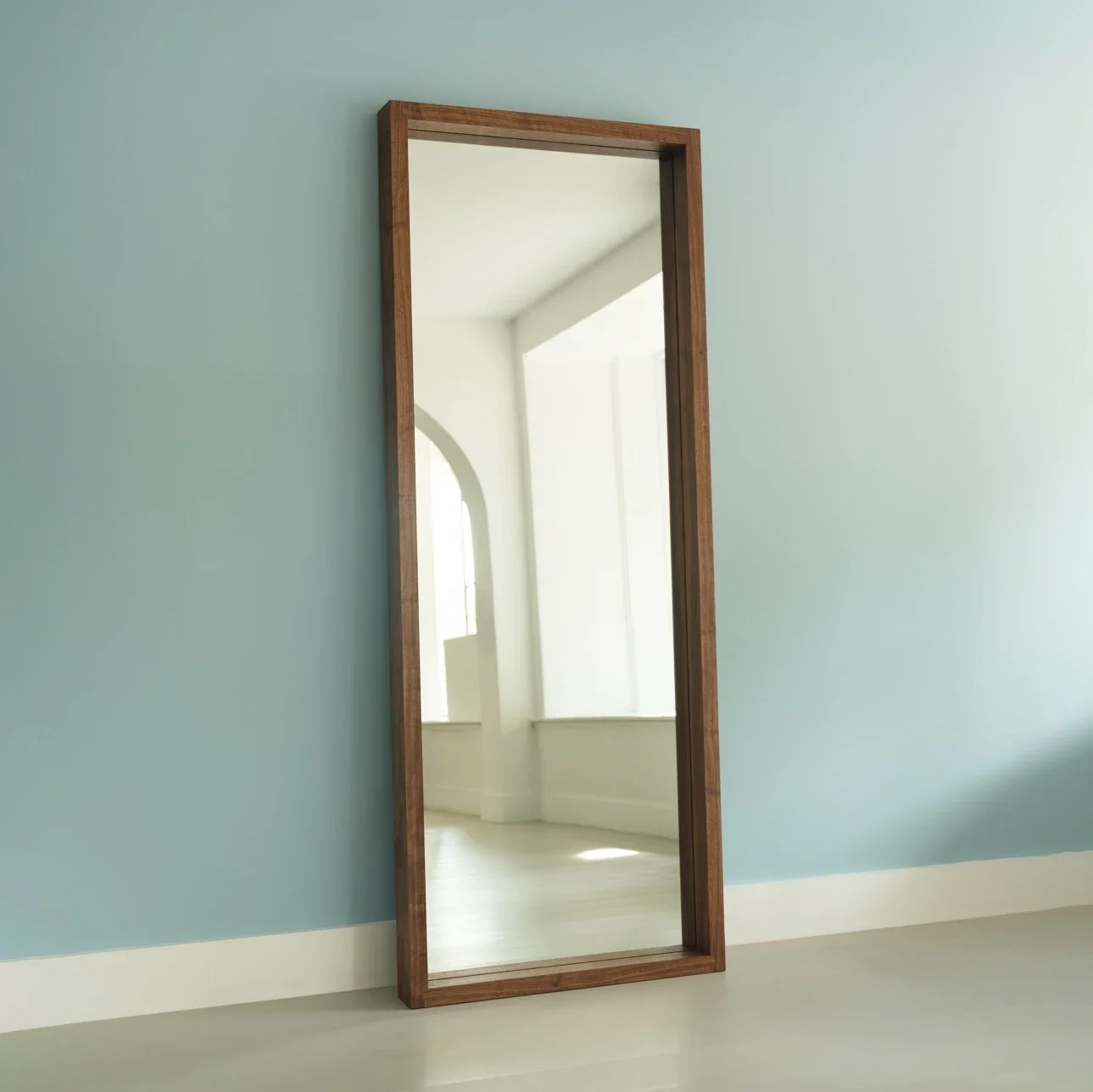 studiotashtego-jessica-wickham-pamet-mirror.webp