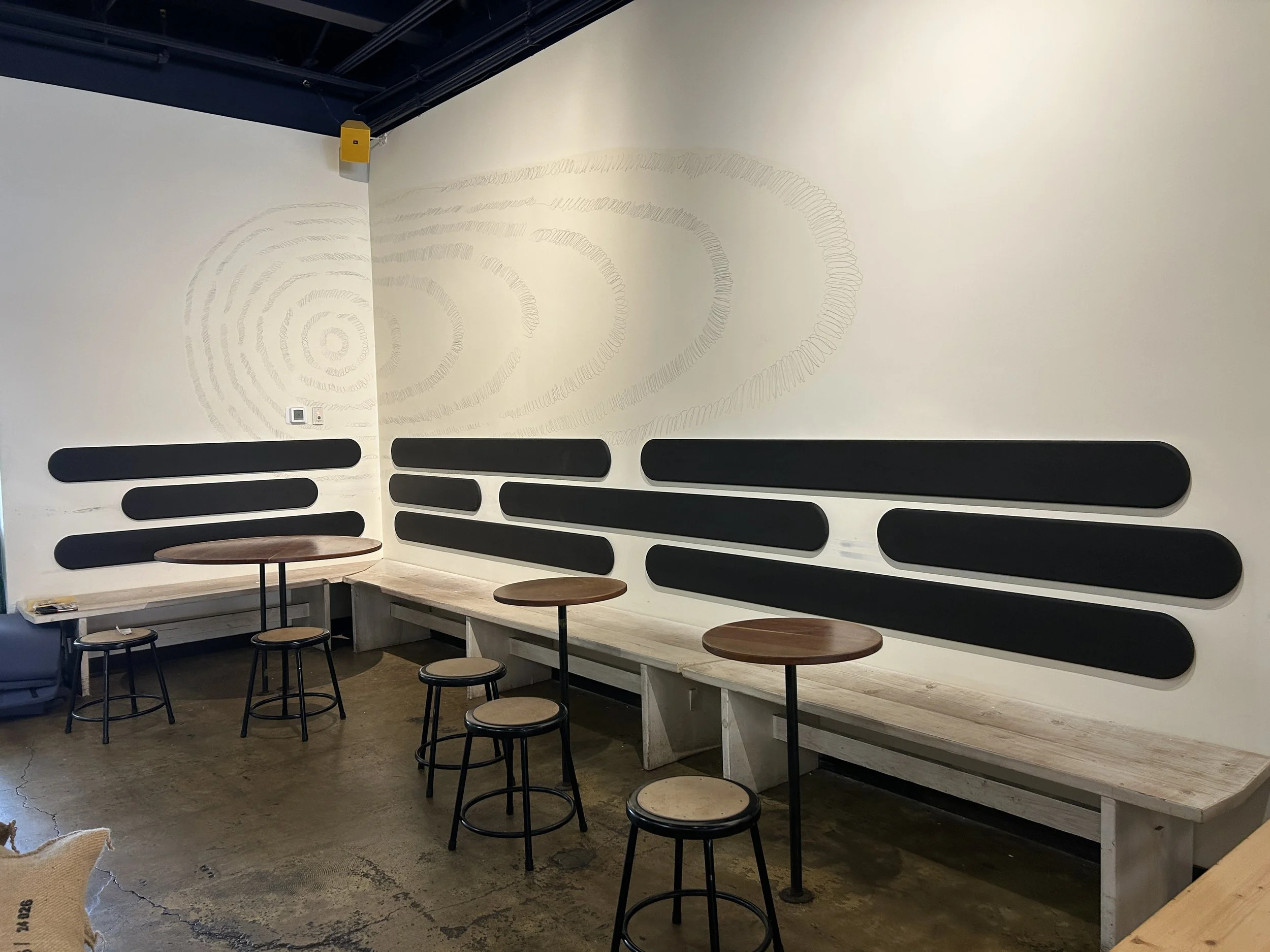 big mouth coffee bench back - 1.JPG