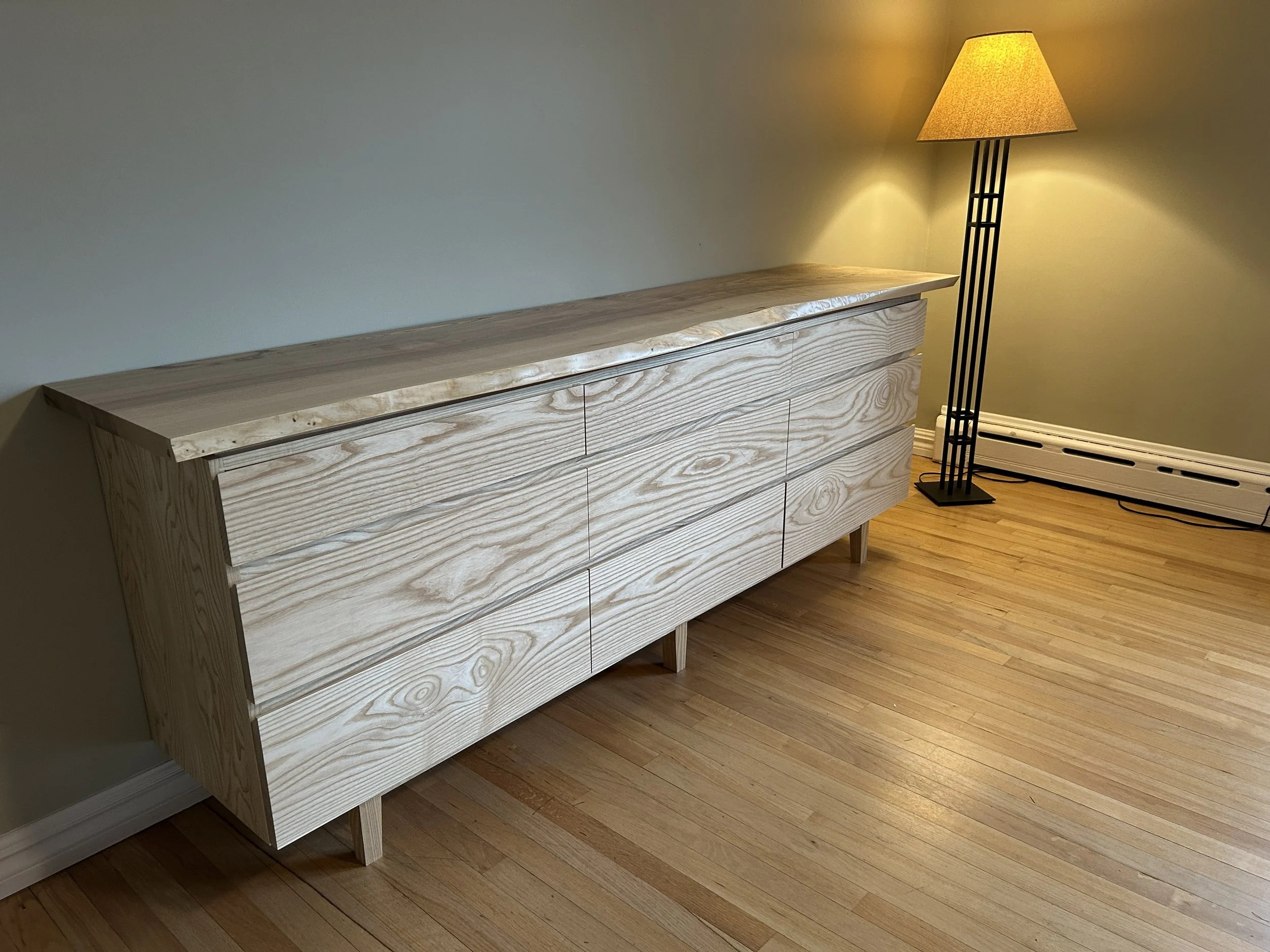 passov dresser - 5.JPG