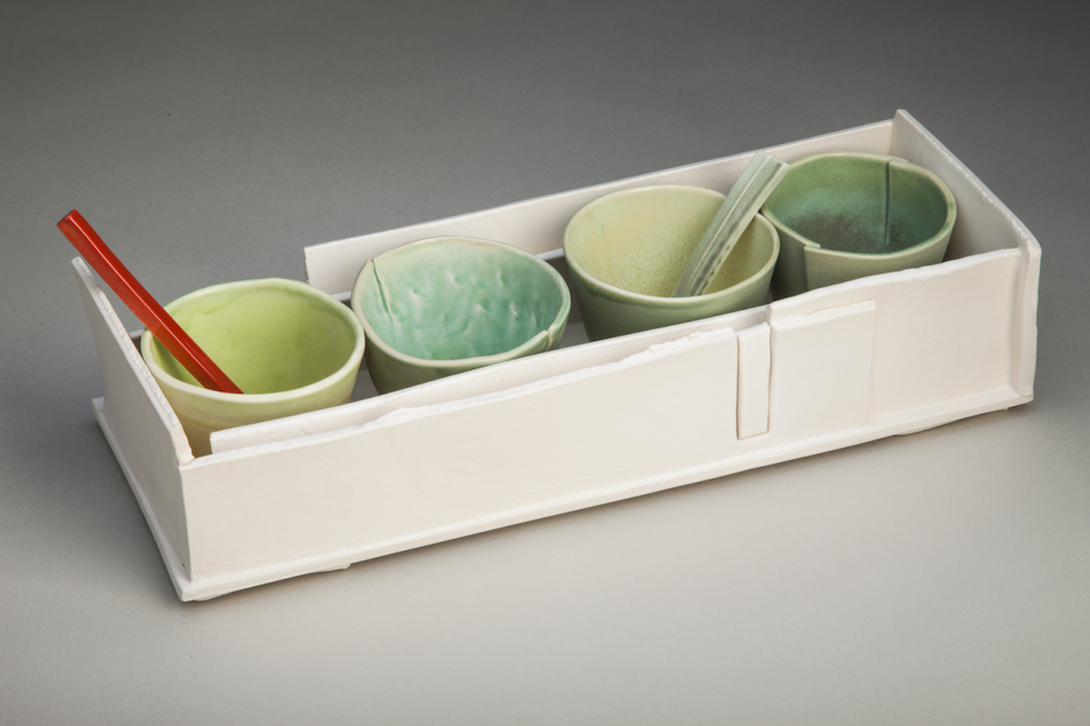 Rectangular Box With 4 Bowls & 2 Spoons