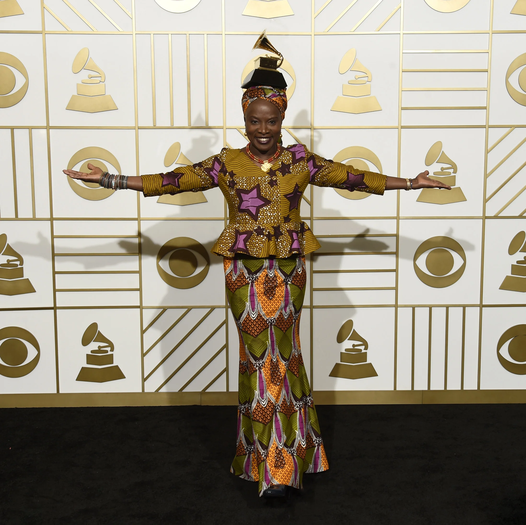 Angelique wins her third Grammy with the album SINGS