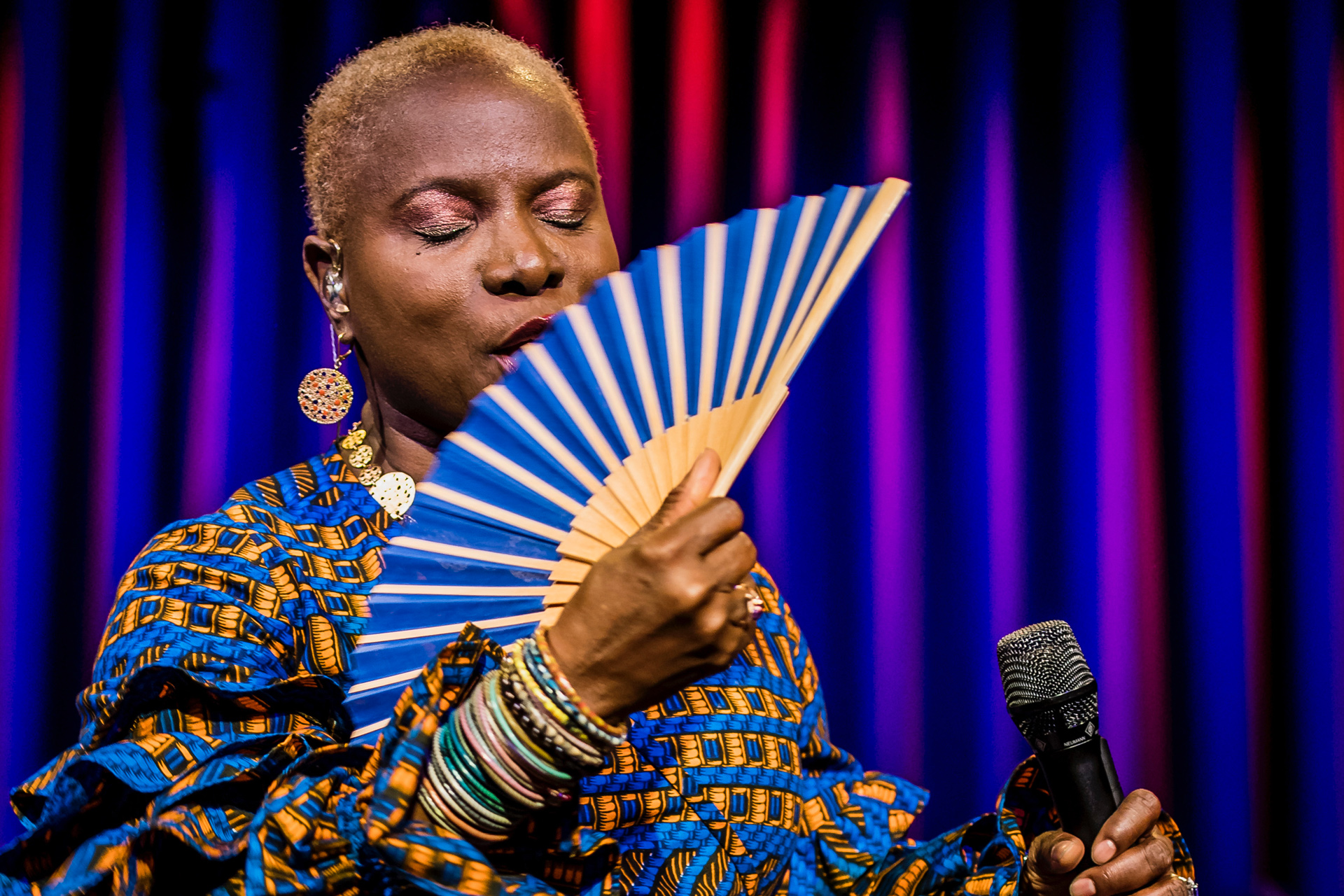 kidjo-salsa-subhero.jpg