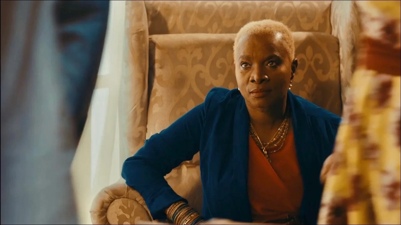 Angelique receives the African Movie Academy Award