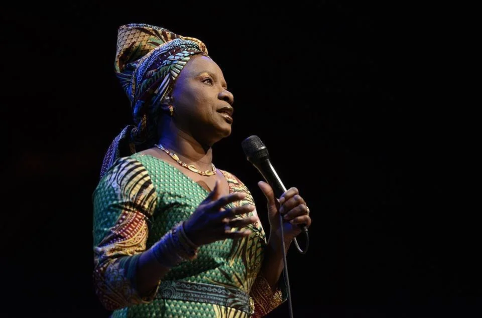 kidjo1.jpg