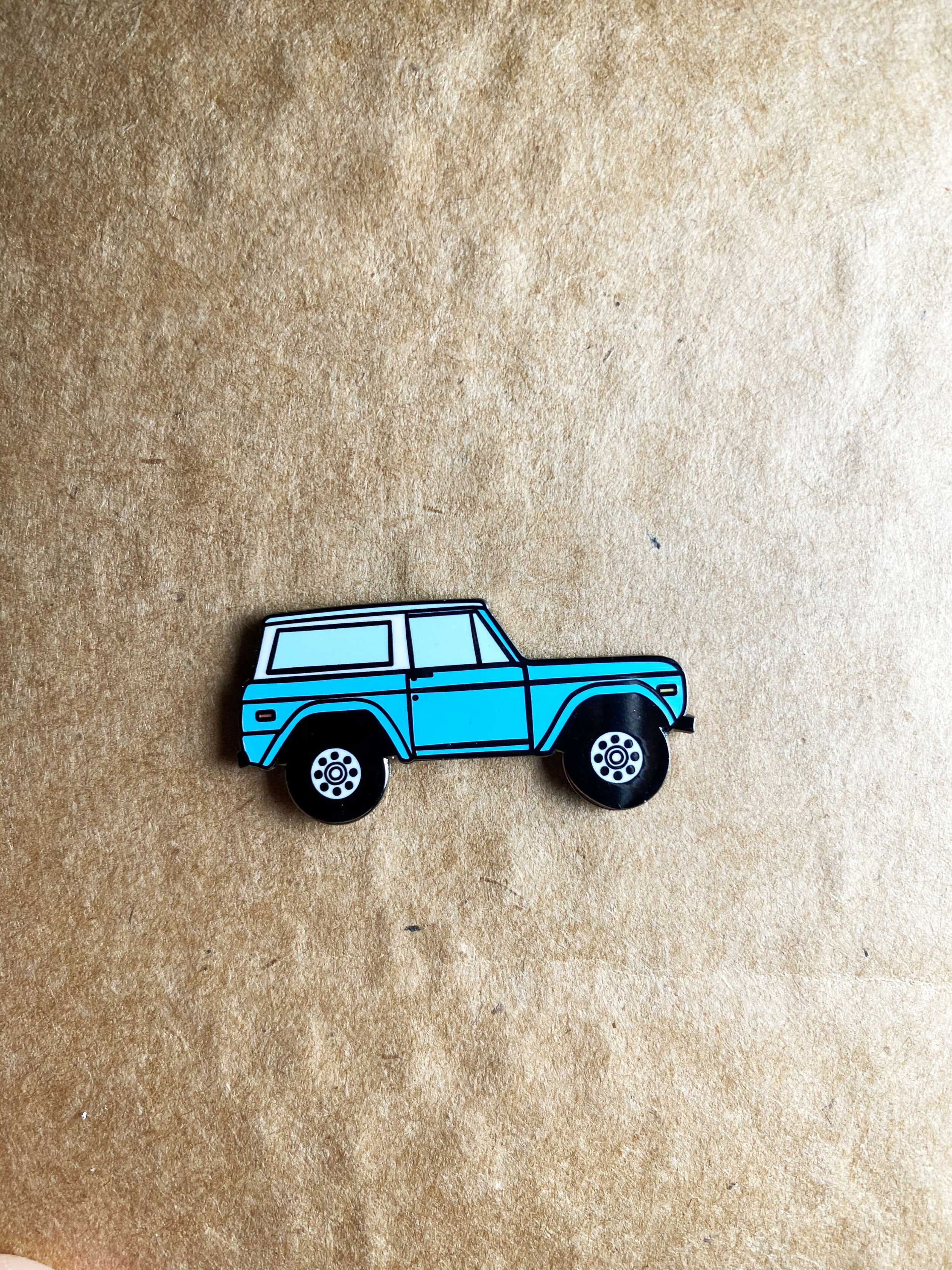 Ford Bronco Pin (Blue)