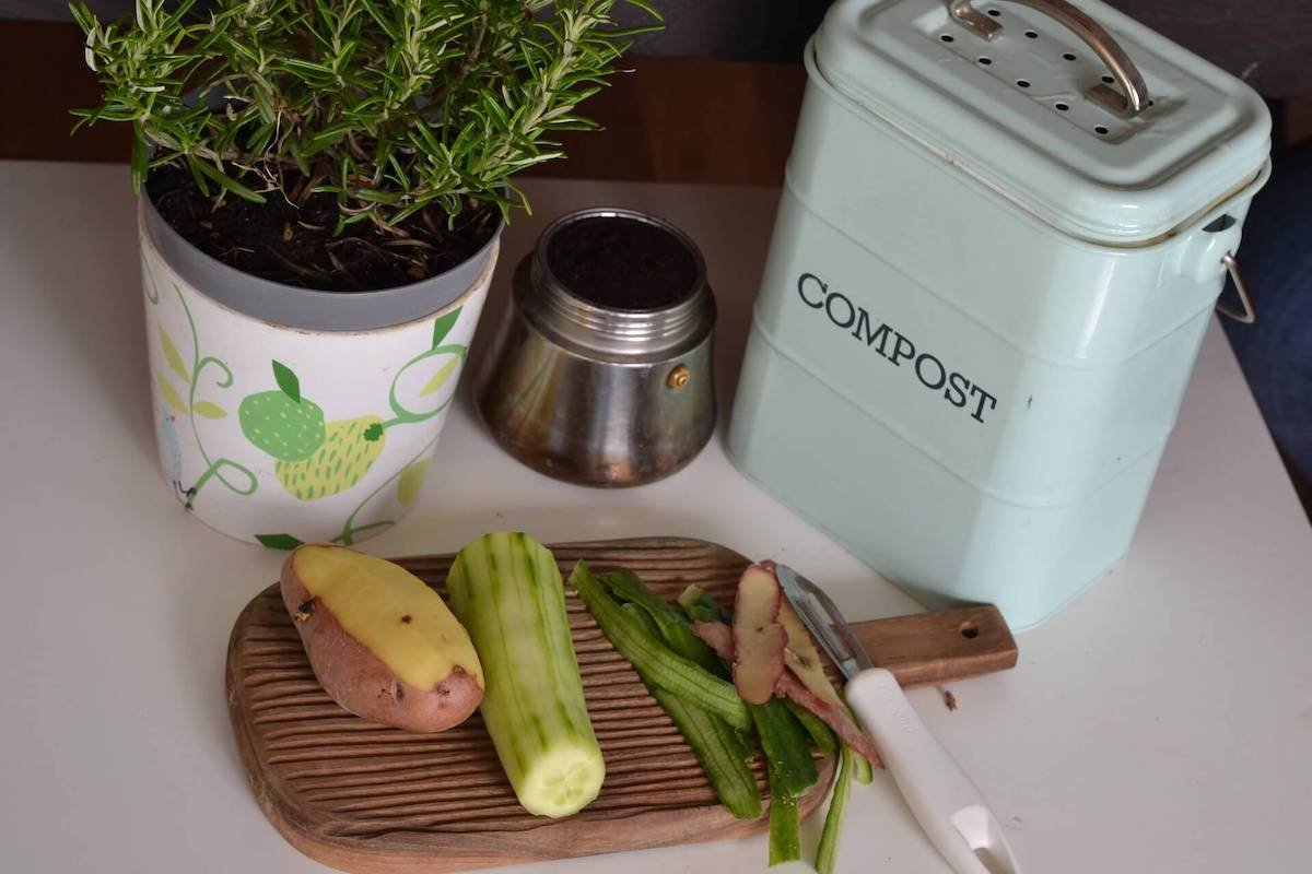 How To Store Food Scraps For Composting At Home - Honestly Modern