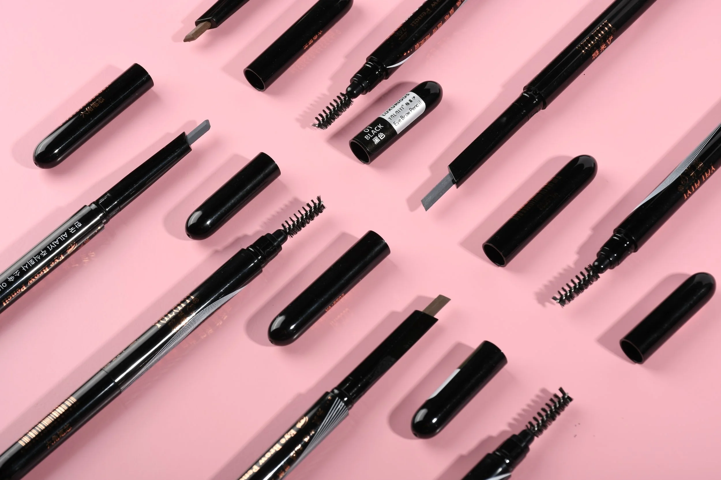 The Best Eyebrow Pencils Made with Organic Ingredients
