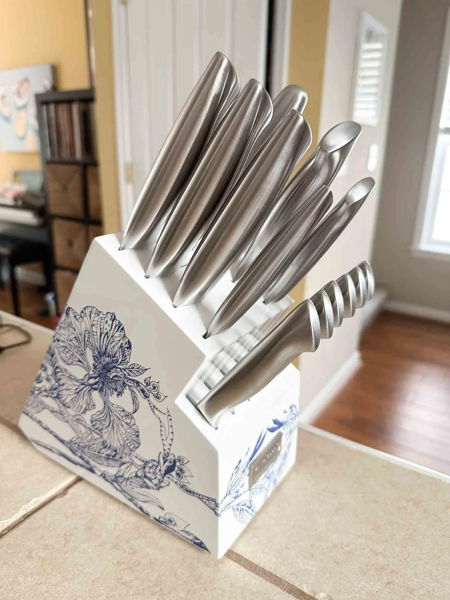 knifesaga knife set side view