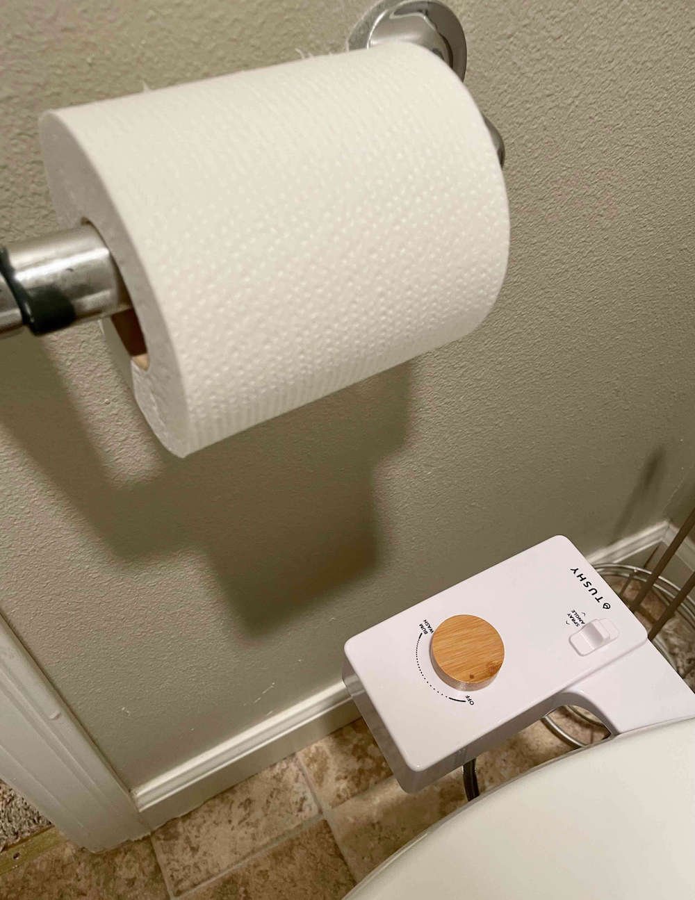 12 Best Toilet Paper Alternatives in 2021, From Bidets to Wipes – SPY