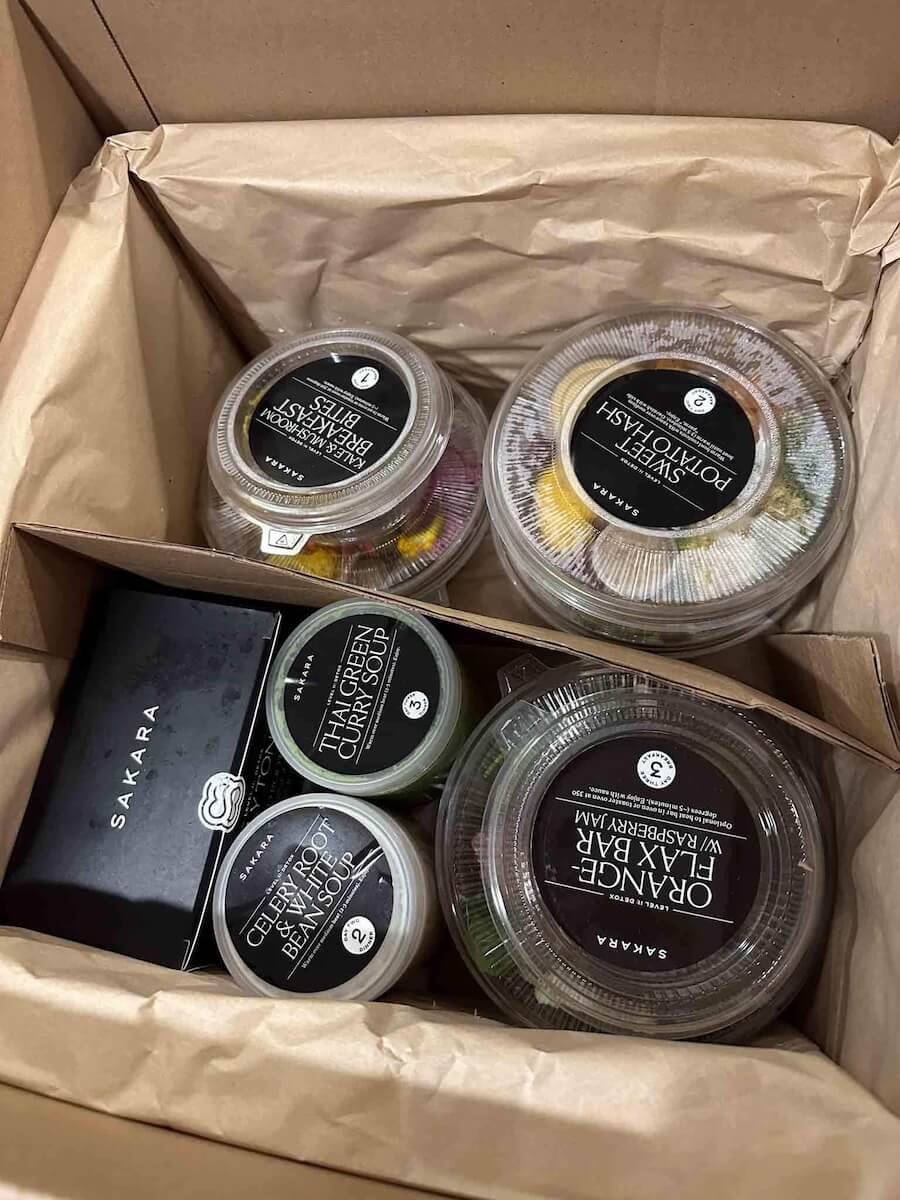 sakara detox meals in box
