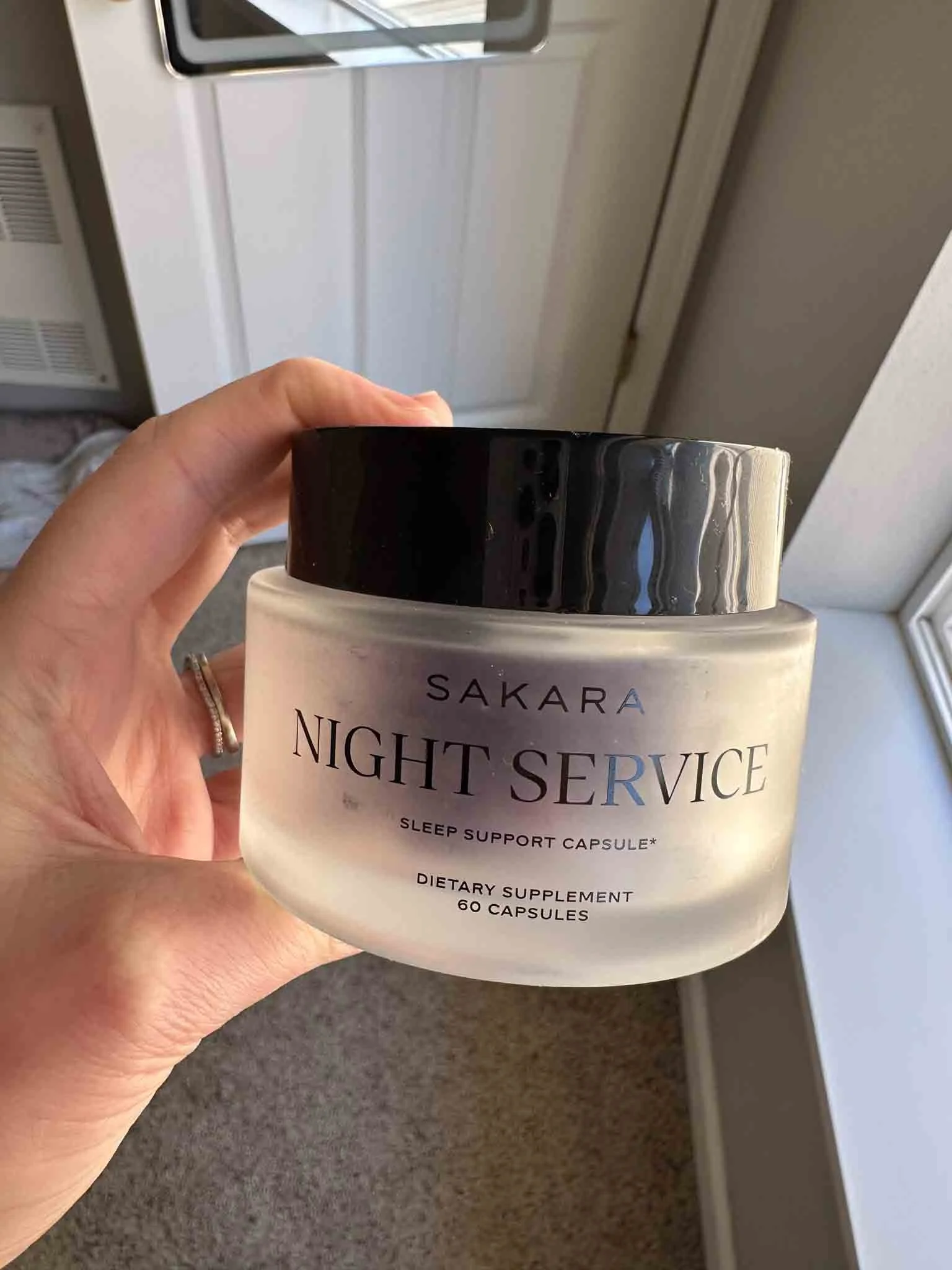 sakara night service supplement