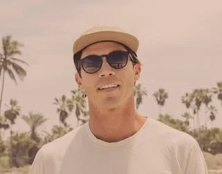 eco-friendly sunglasses for men