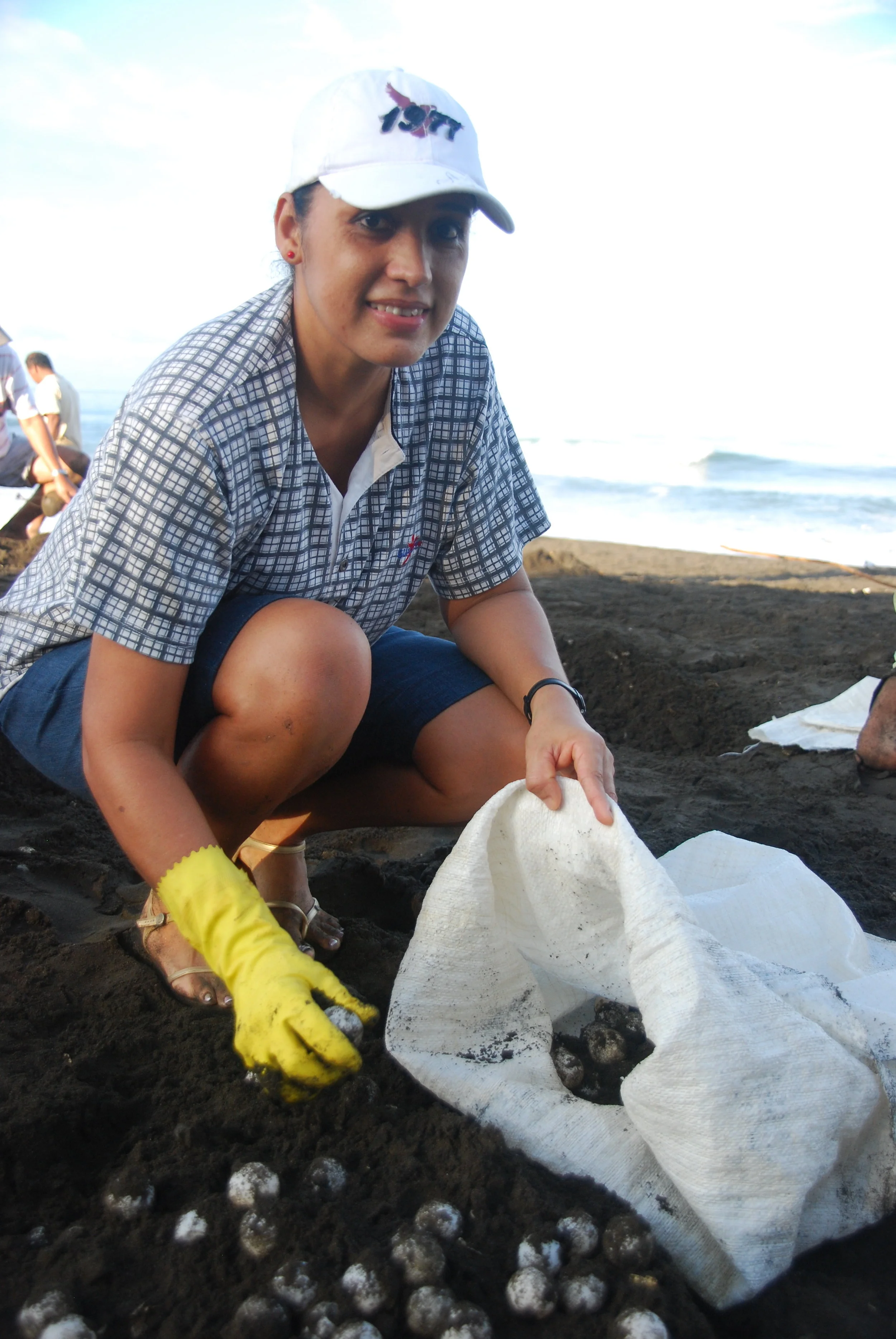    
  
 Normal.dotm 
 0 
 0 
 1 
 11 
 65 
 Lulu 
 1 
 1 
 79 
 12.256 
  
  
 
  
    
  
 0 
 false 
 
 
 18 pt 
 18 pt 
 0 
 0 
 
 false 
 false 
 false 
 
  
  
  
  
 
  
    
  
  
   
 
 /* Style Definitions */
table.MsoNormalTable
	{mso-style