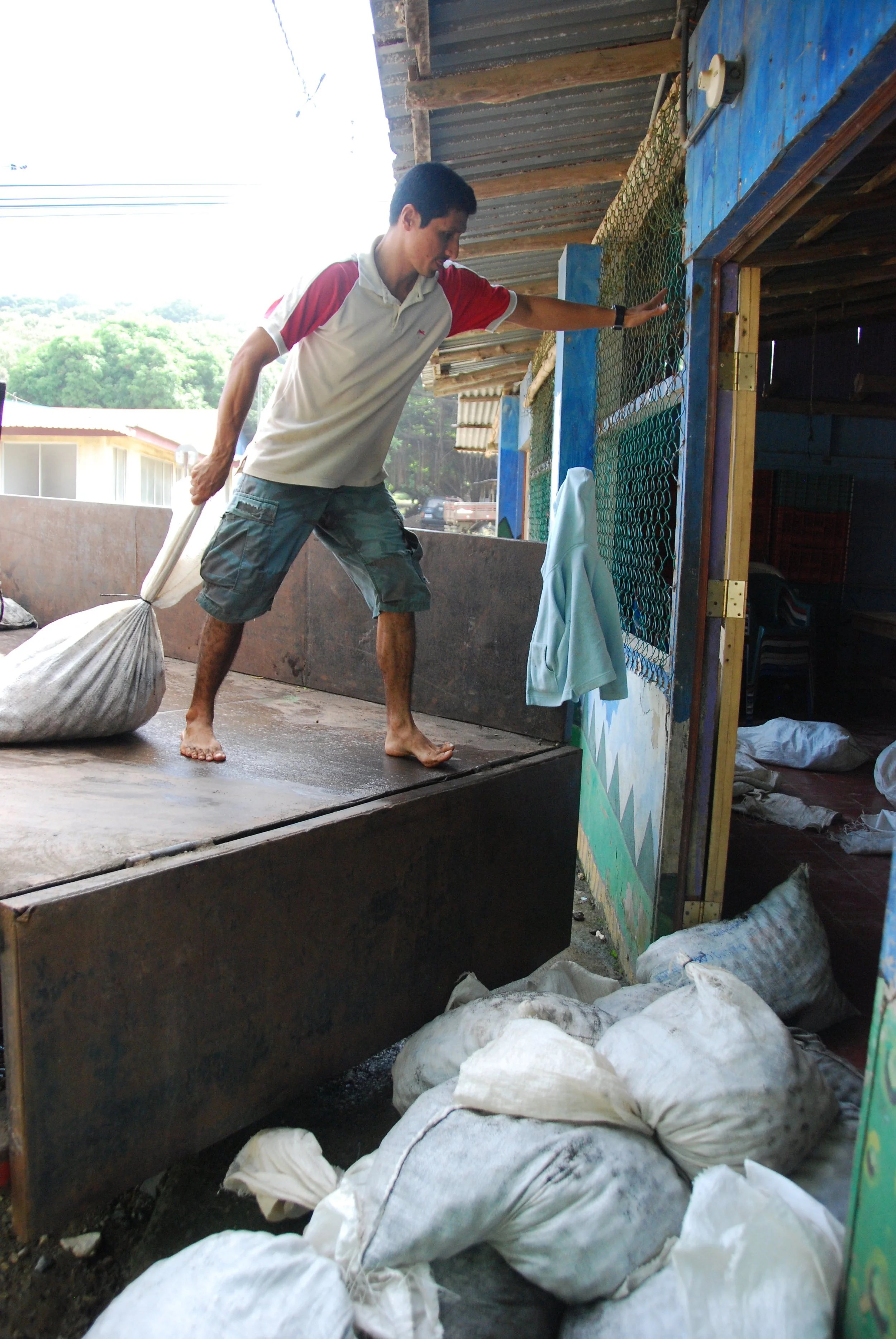    
  
 Normal.dotm 
 0 
 0 
 1 
 16 
 94 
 Lulu 
 1 
 1 
 115 
 12.256 
  
  
 
  
    
  
 0 
 false 
 
 
 18 pt 
 18 pt 
 0 
 0 
 
 false 
 false 
 false 
 
  
  
  
  
 
  
    
  
  
   
 
 /* Style Definitions */
table.MsoNormalTable
	{mso-styl