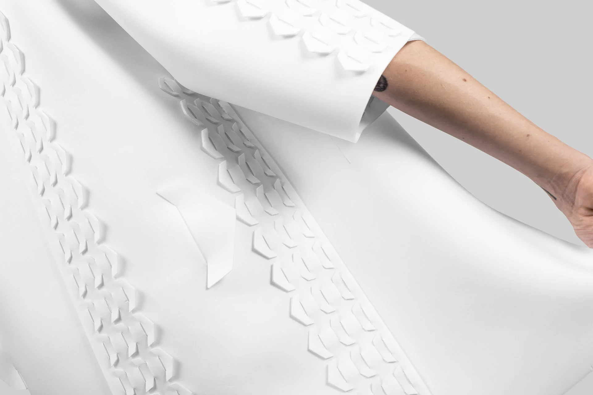 O-F-studio_laser-cut_garment-11_1920px.jpg