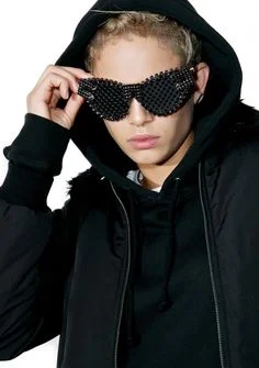 0678180020ea54748873f8d0c3446aeb--memorie-sunglasses.jpg