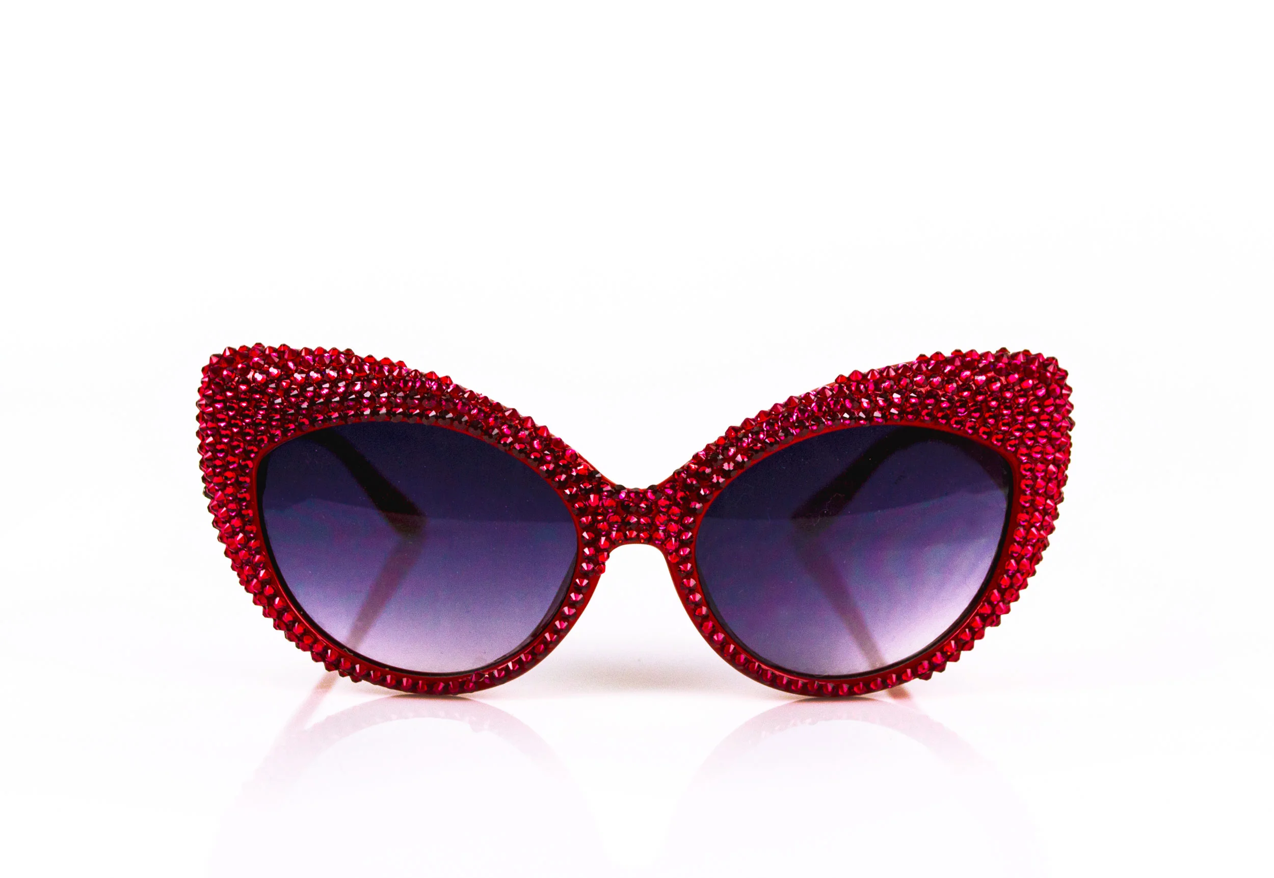 MM_00010_red.jpg