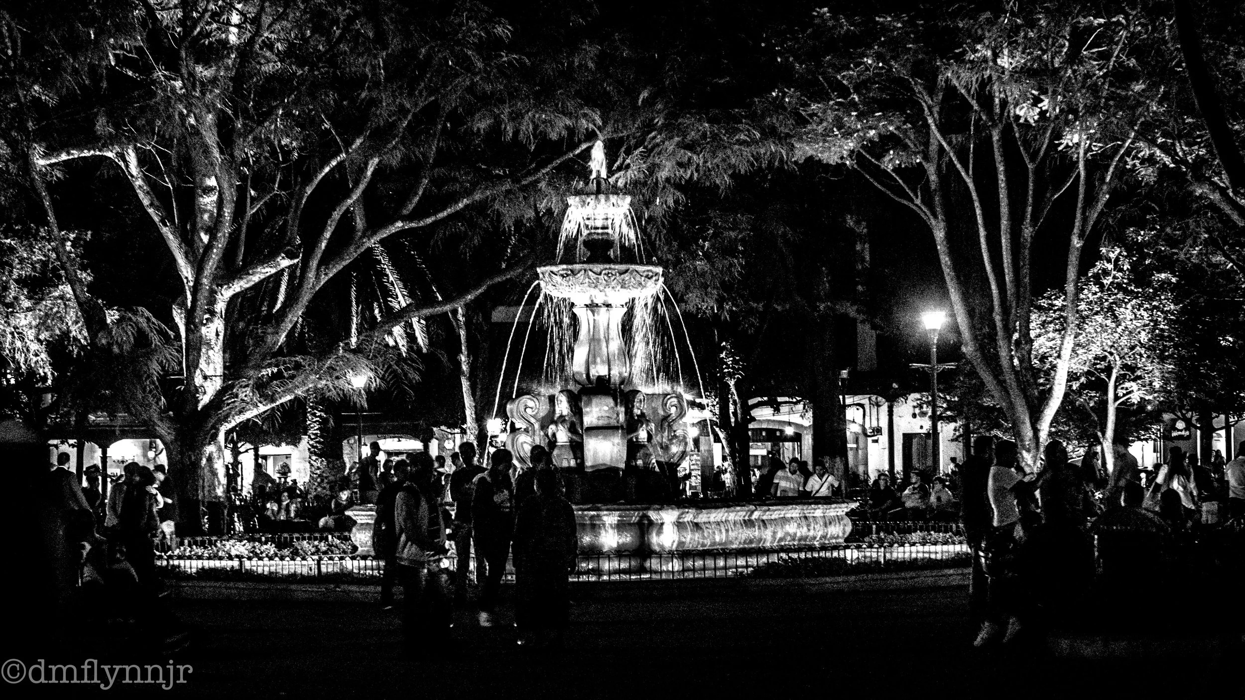 plaza night (1 of 1).jpg