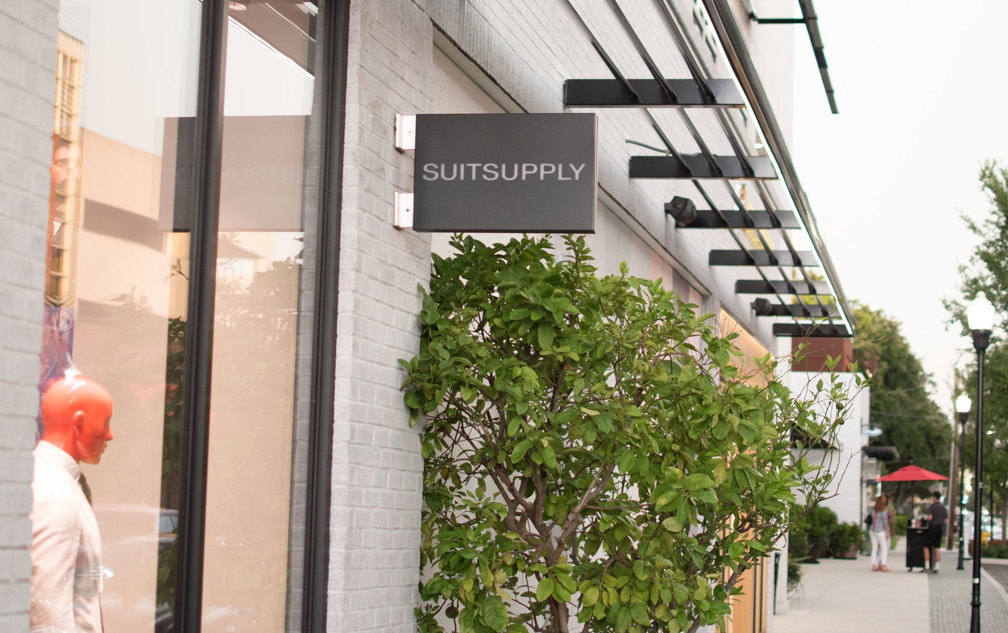 Suitsupply Tampa