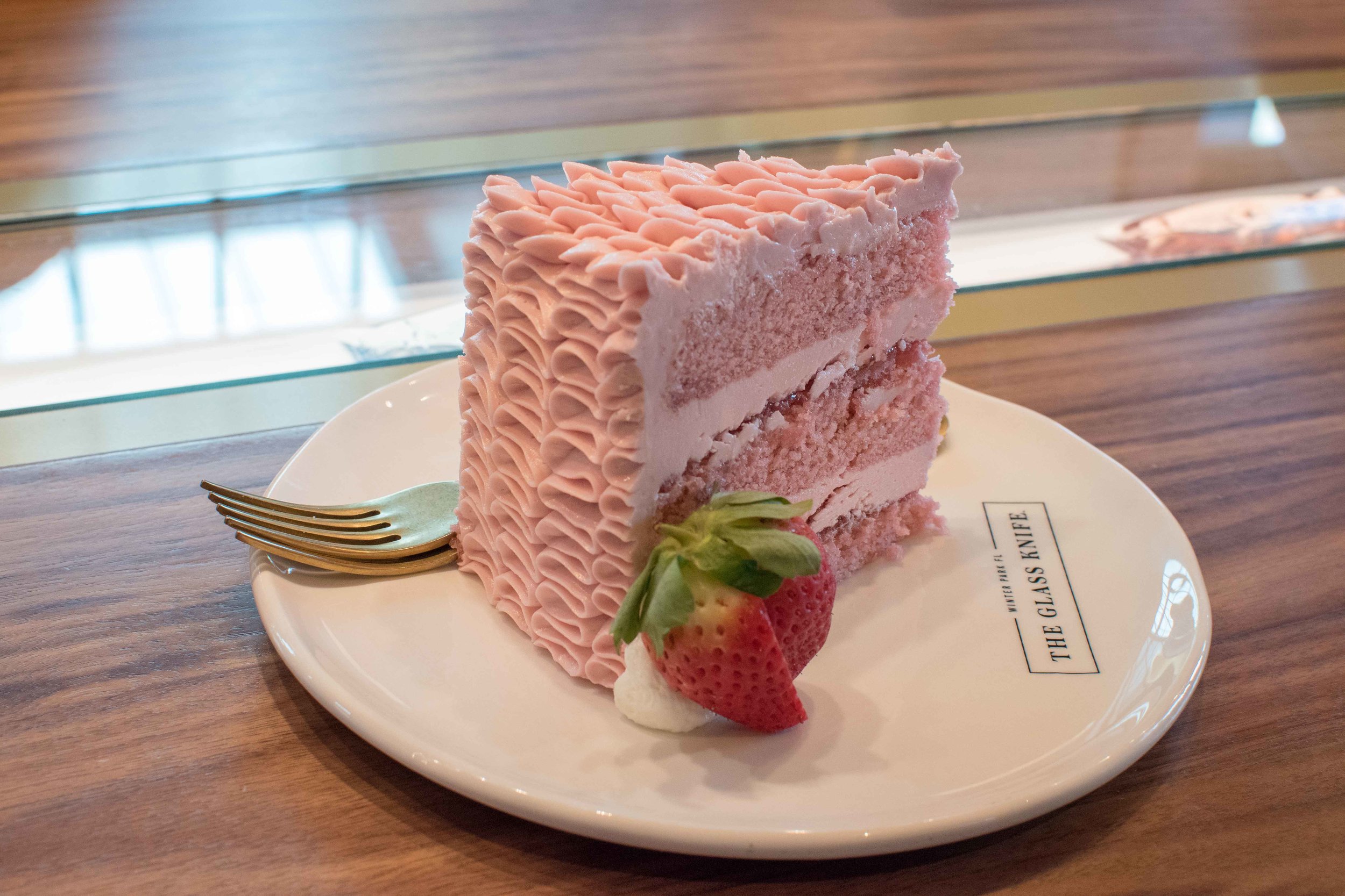 the glass knife winter park orlando bakery strawberry cake