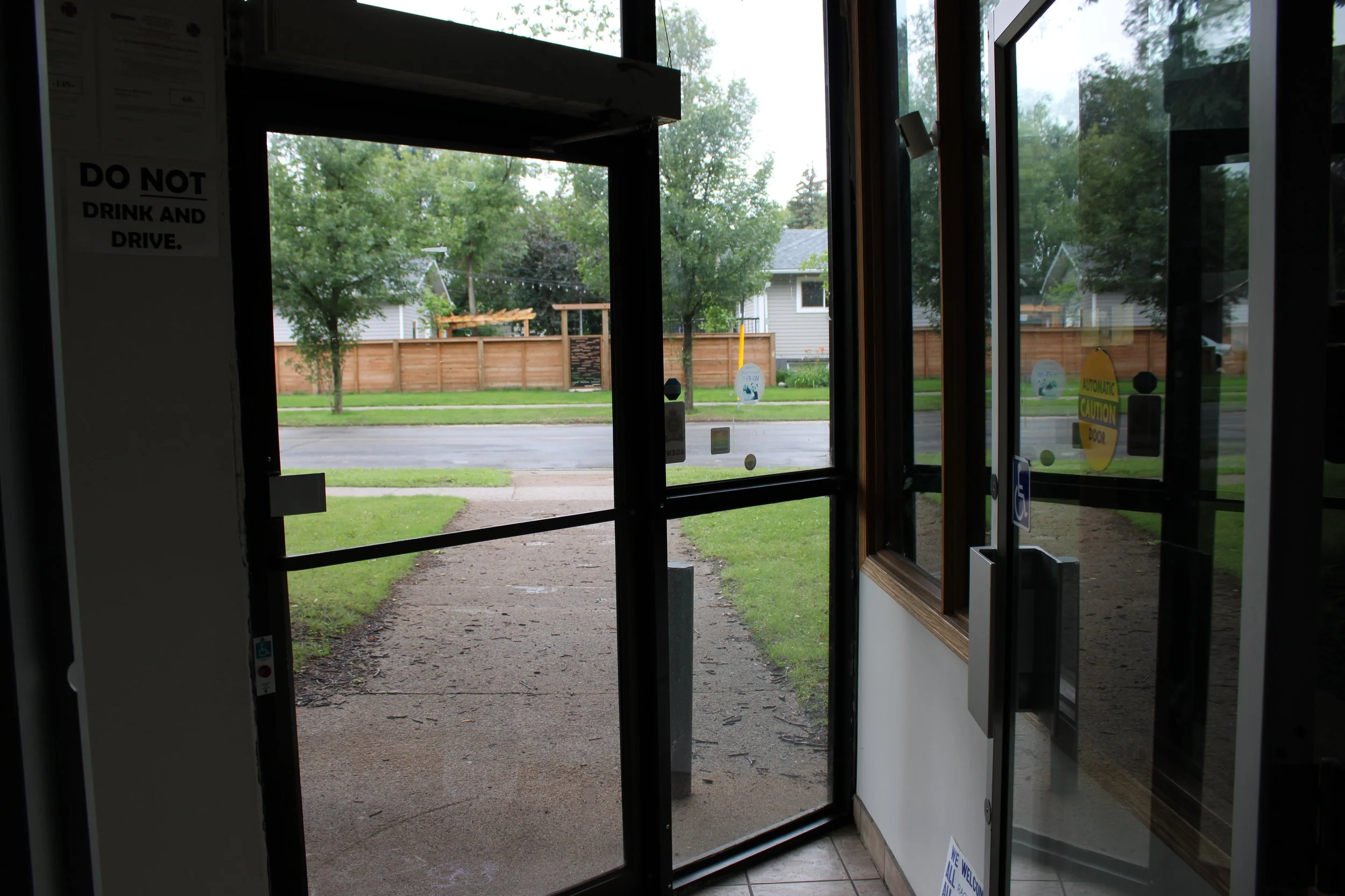 2023_RITCHIE_VESTIBULE.JPG