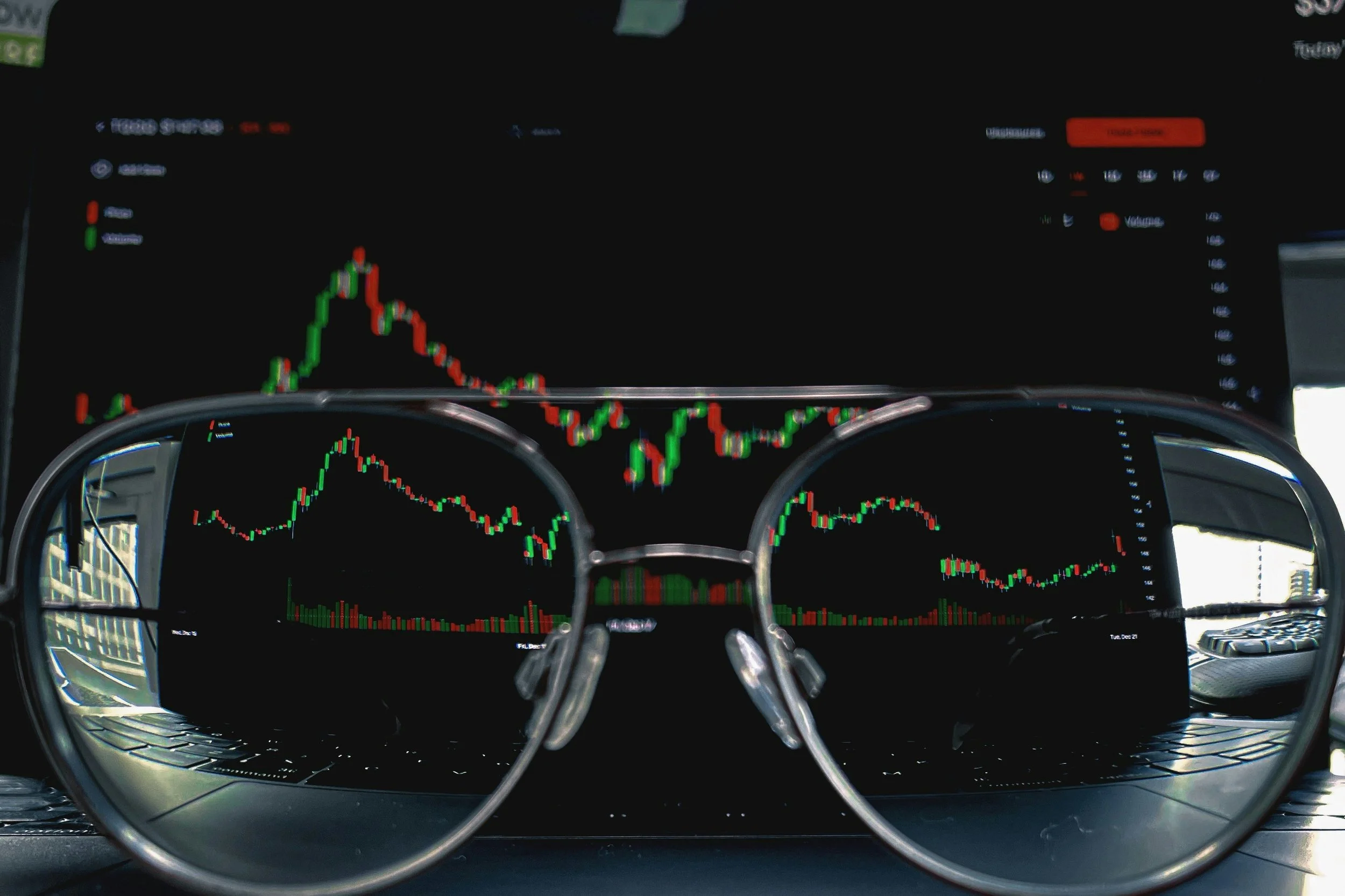 Navigating Market Volatility with Professional Guidance