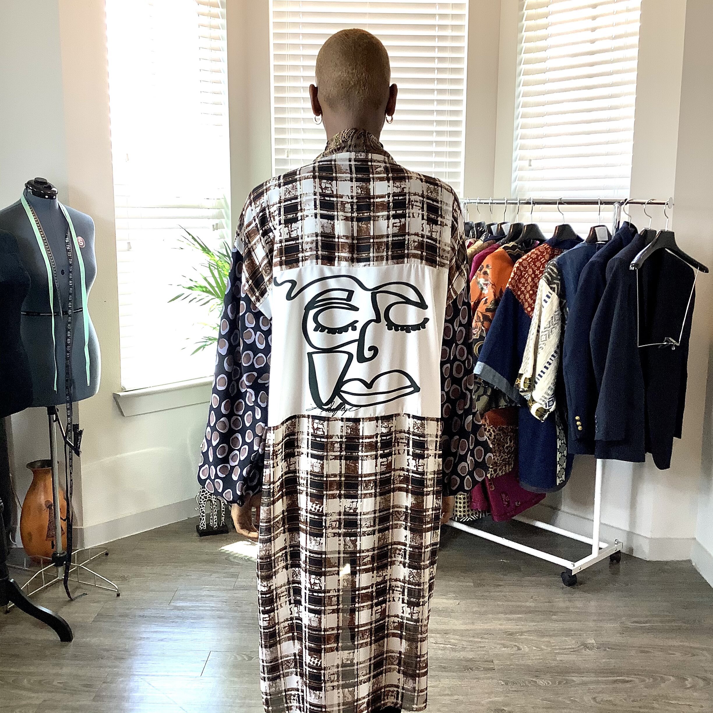 2E1ADC53-9D8A-486C-BF99-88A70C9AD35C