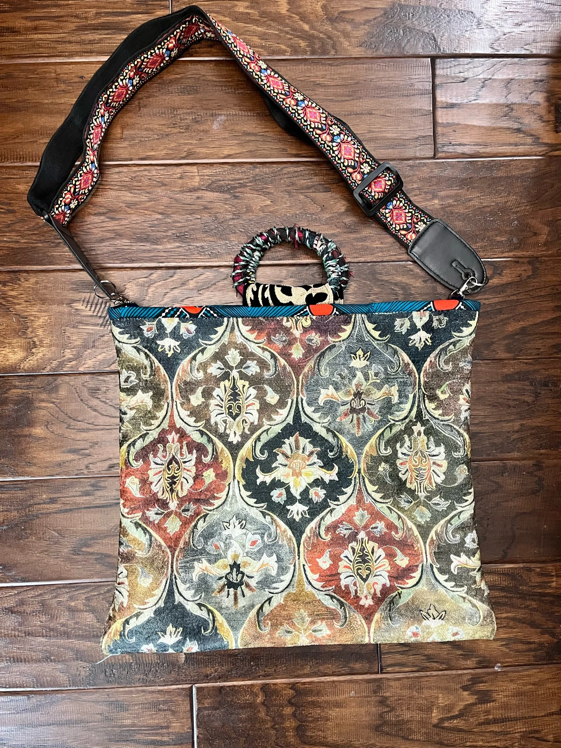 DC7EE7BA-721E-4552-A8E1-93D6B6331422