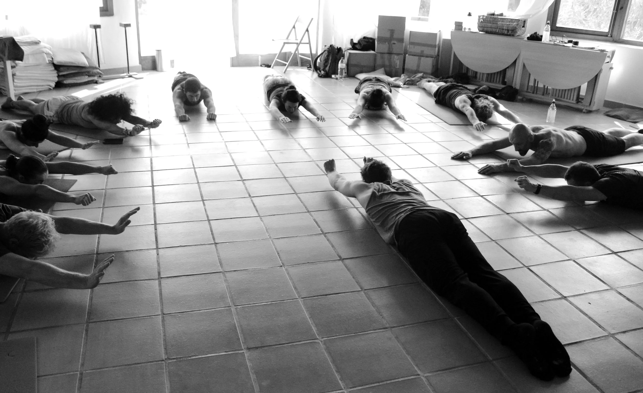 Inertia Retreat Saturday Afternoon_Mikael Handbalancing_Seve_5.jpg
