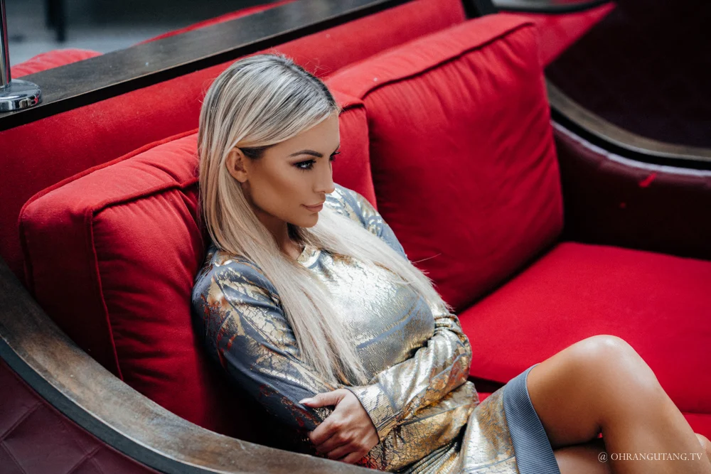 OHRANGUTANGTV LINDSEY PELAS SET-5.jpg