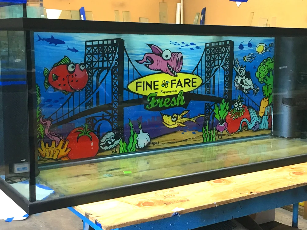 finefare_fishtank2.jpg