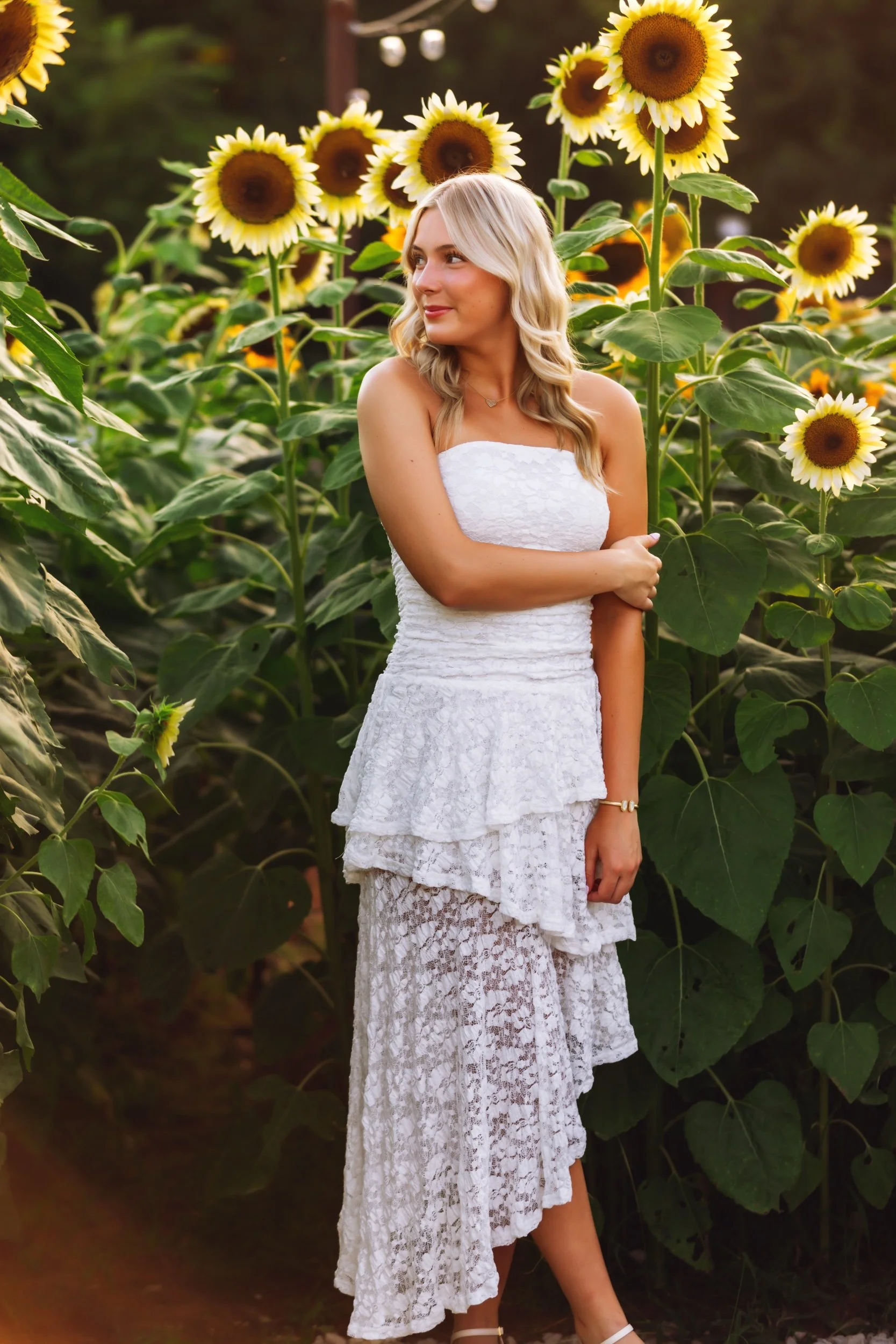 Soak Up the Summer 🌻 Why You’ll Love a Sunflower Mini Session
