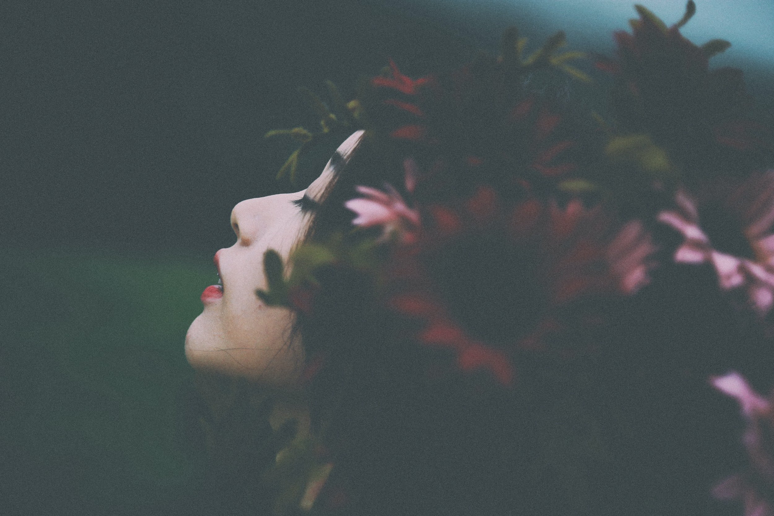 Episode 229: An Easy And Soothing Way To Surrender (Daily Inspiration)