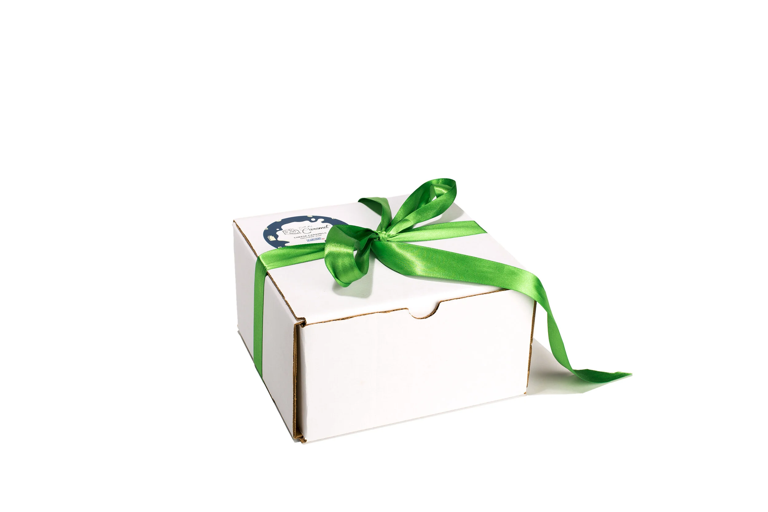 GIFT PACKAGE WITH GRUYÈRE AOP, CHEDDAR, AND SMOKED GOUDA - 2OZ BOXES