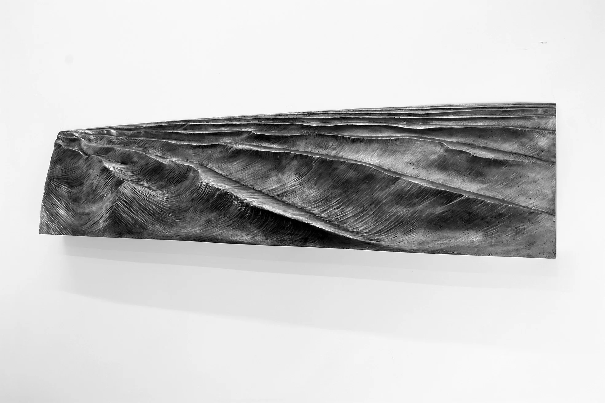 “mare” 2012-2015 H 43 cm x 213 cm x 15 cm , fusione a cera persa in alluminio