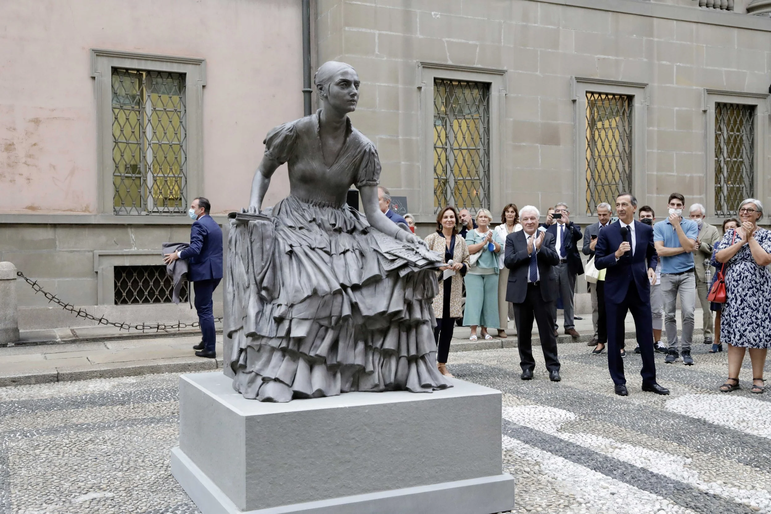 inaugurazione 1.jpg