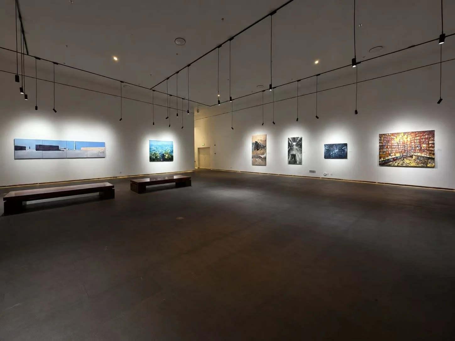Veduta della sala espositiva del museo della Lu Xun Academy of Fine Arts
