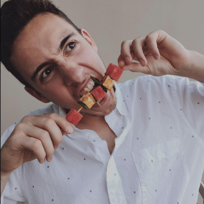 Sebastian-Perez-Chef-Seabones.jpg