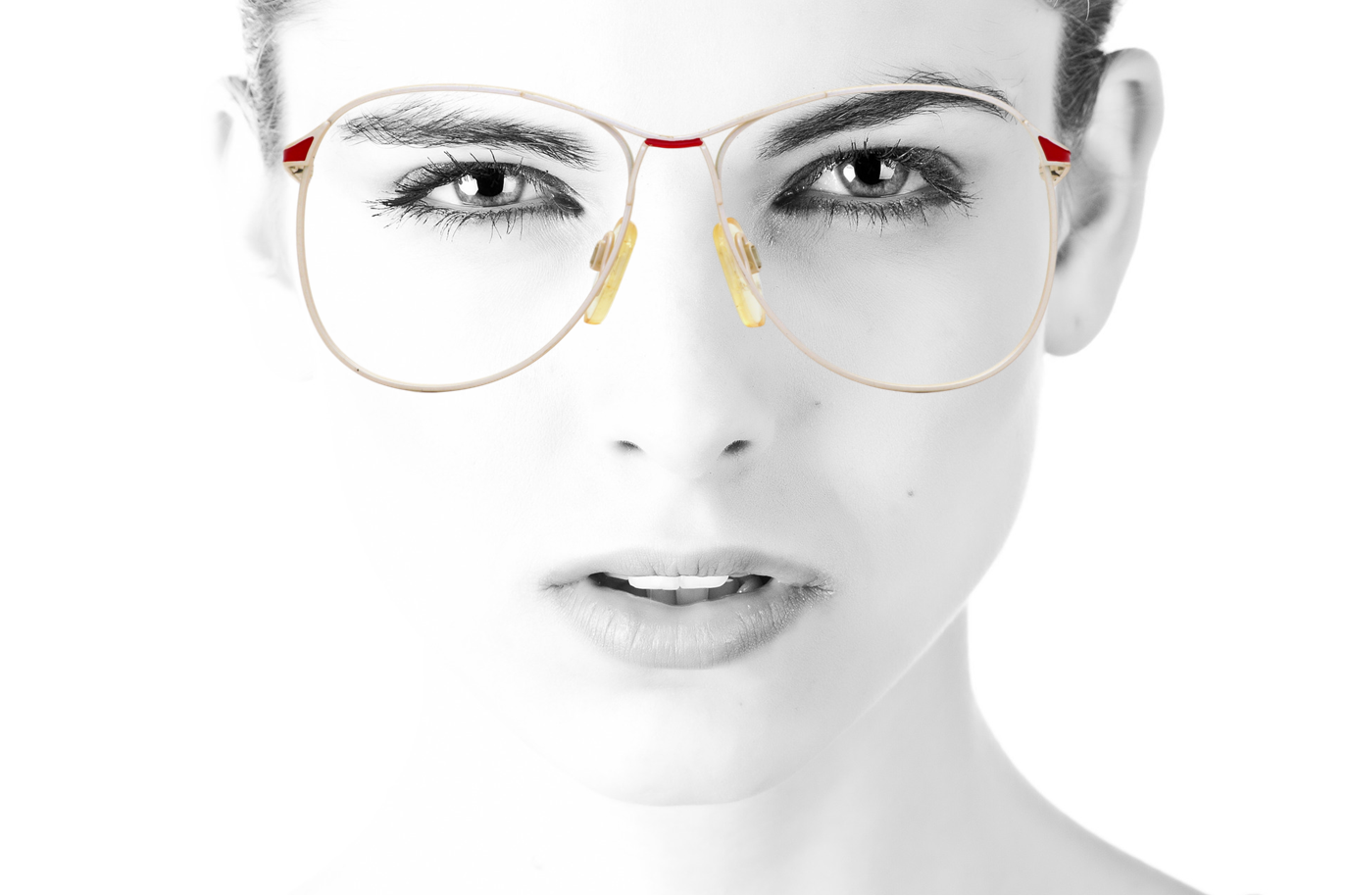 Peep Eyewear, On Model - Volley.png