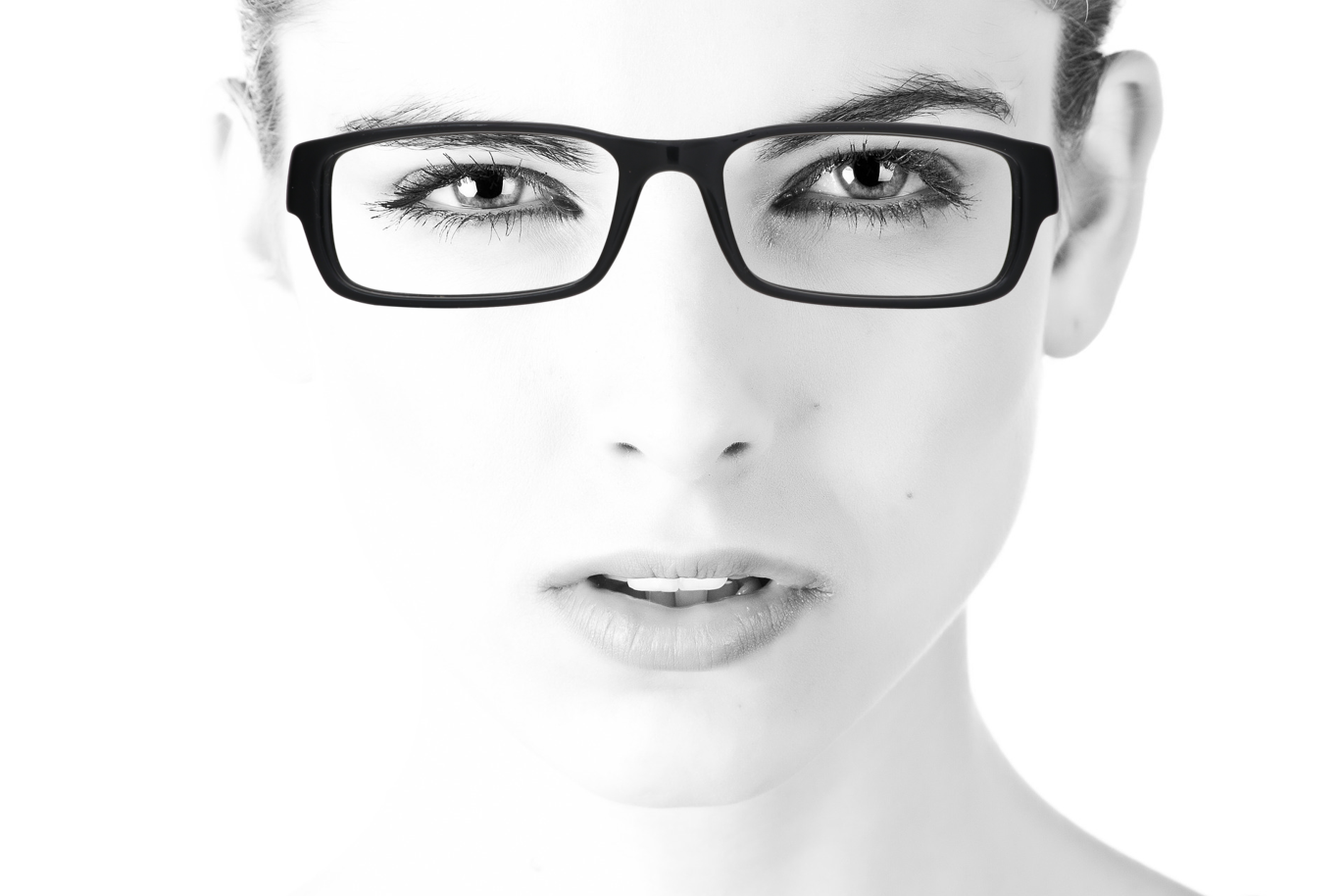 Peep Eyewear, Preloved Oakley Servo, OX1066 Black 01 55.18, 
